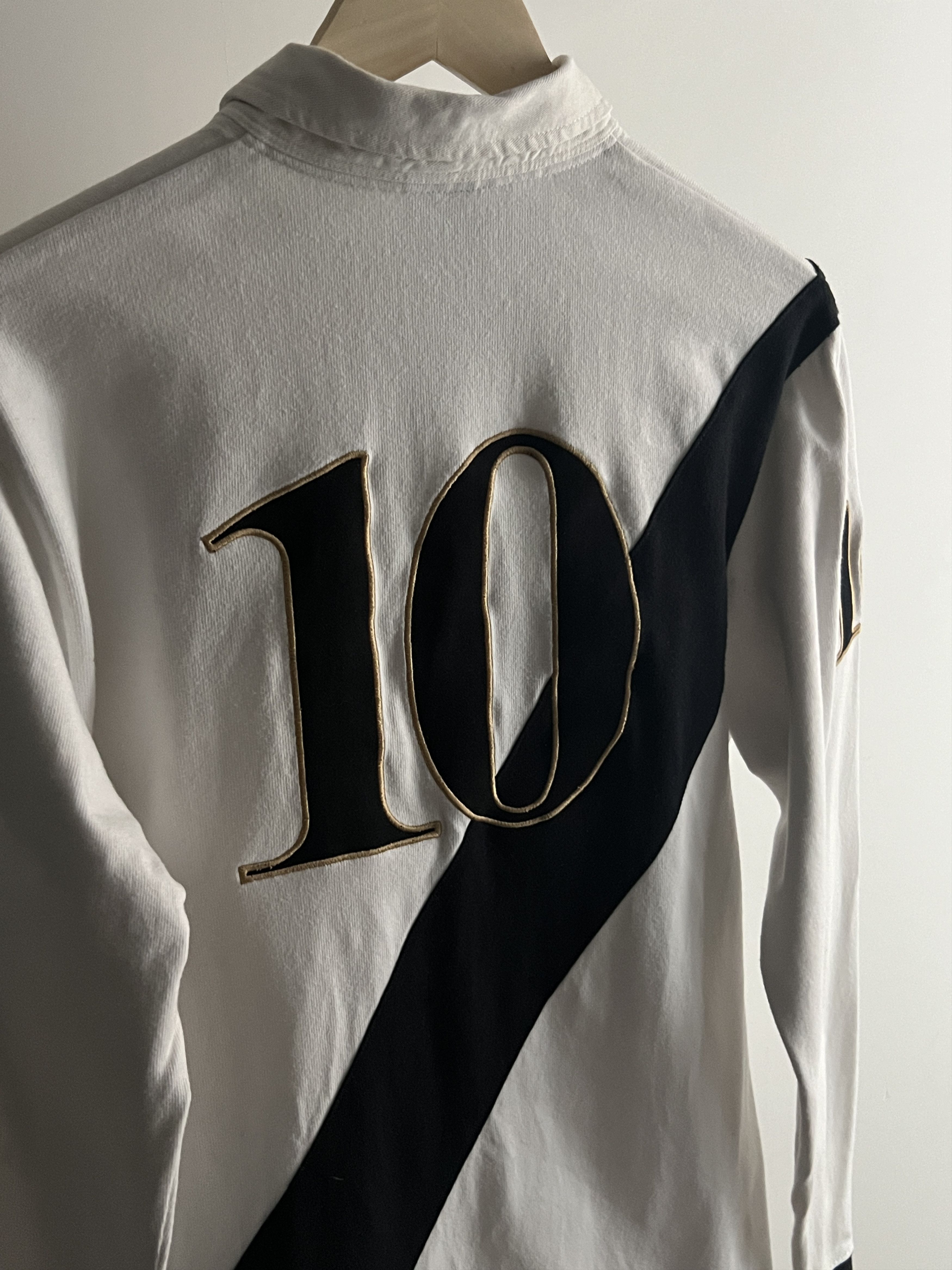 Nike Vintage Nike Rugby Golden England 10 Long Sleeve Size US S / EU 44-46 / 1 - 8 Thumbnail