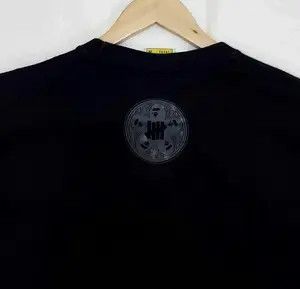 Bape × Undefeated Bape x Undefeated Samurai Tee Size US M / EU 48-50 / 2 - 4 Thumbnail