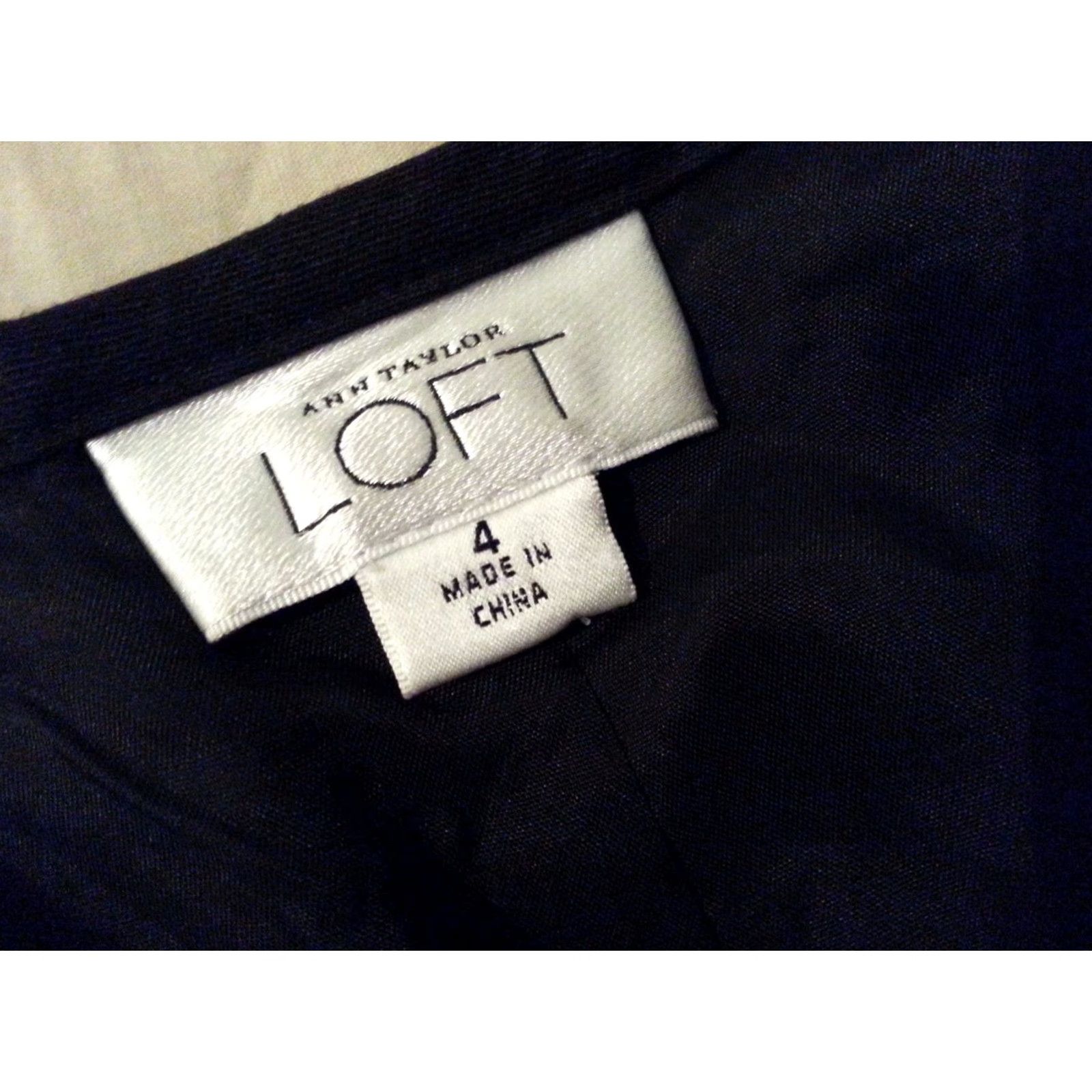 Ann Taylor Womens Ann Taylor LOFT Linen Skirt 4 Black Skirt Knee Length Womens 4 Black Ann Taylor LOFT Linen Skirt Size 27" / US 4 / IT 40 - 3 Thumbnail