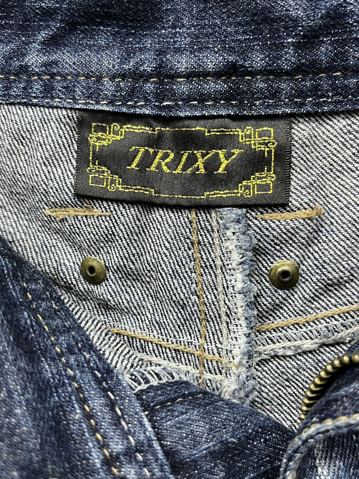 Beauty Beast × If Six Was Nine × Tornado Mart FYE🔥Vtg 90’s TRIXY Punk Studded Acid Wash Blue Flare Denim Size US 33 - 20 Thumbnail