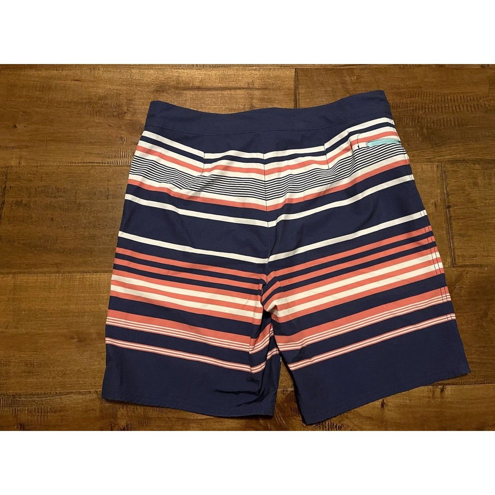 Vineyard Vines Vineyard Vines Board Shorts Swim Trunks Suit Wear Men's 33 Multicolor Americana Stripe Size US 33 - 4 Thumbnail