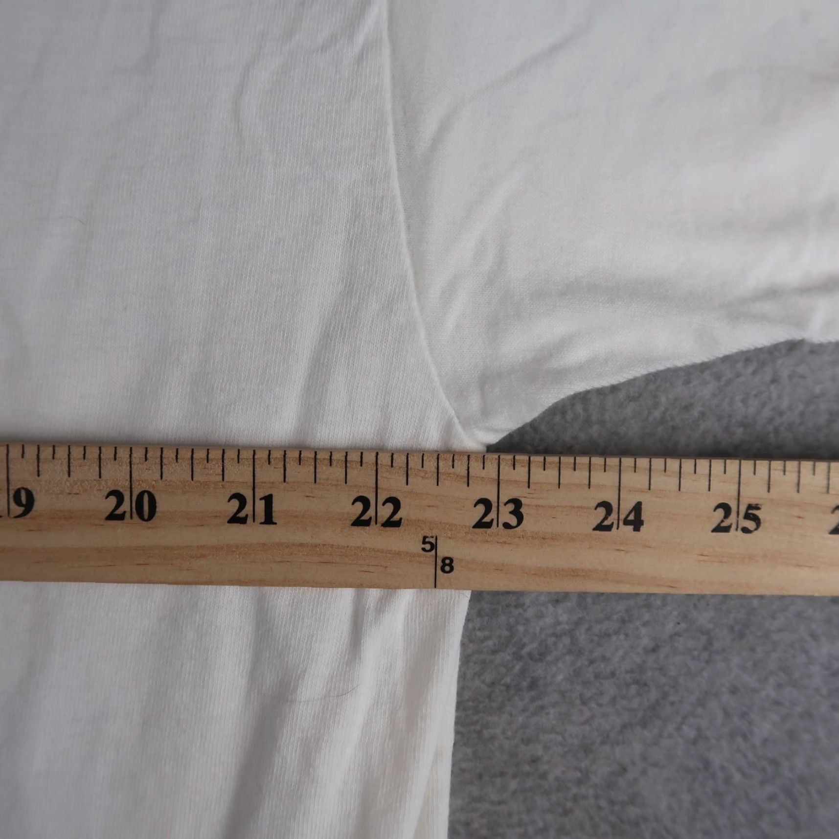 Fruit Of The Loom VINTAGE Las Vegas 90s T shirt Mens 2XL White Cotton Crew Neck Fruit of the Loom Shirt USA Distressed 90s Grunge Hip Hop Punk Japanese? Size US XXL / EU 58 / 5 - 5 Thumbnail