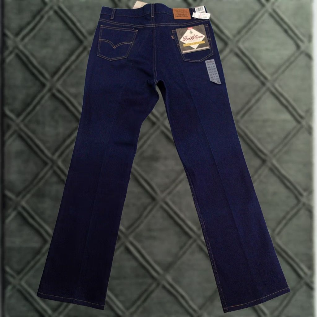 Levi's VINTAGE Levi's Jeans Main Selling Point Denim 40x34 90s Dark Wash Blue 40 Mens Jeans Mens Size US 40 / EU 56 - 1 Thumbnail