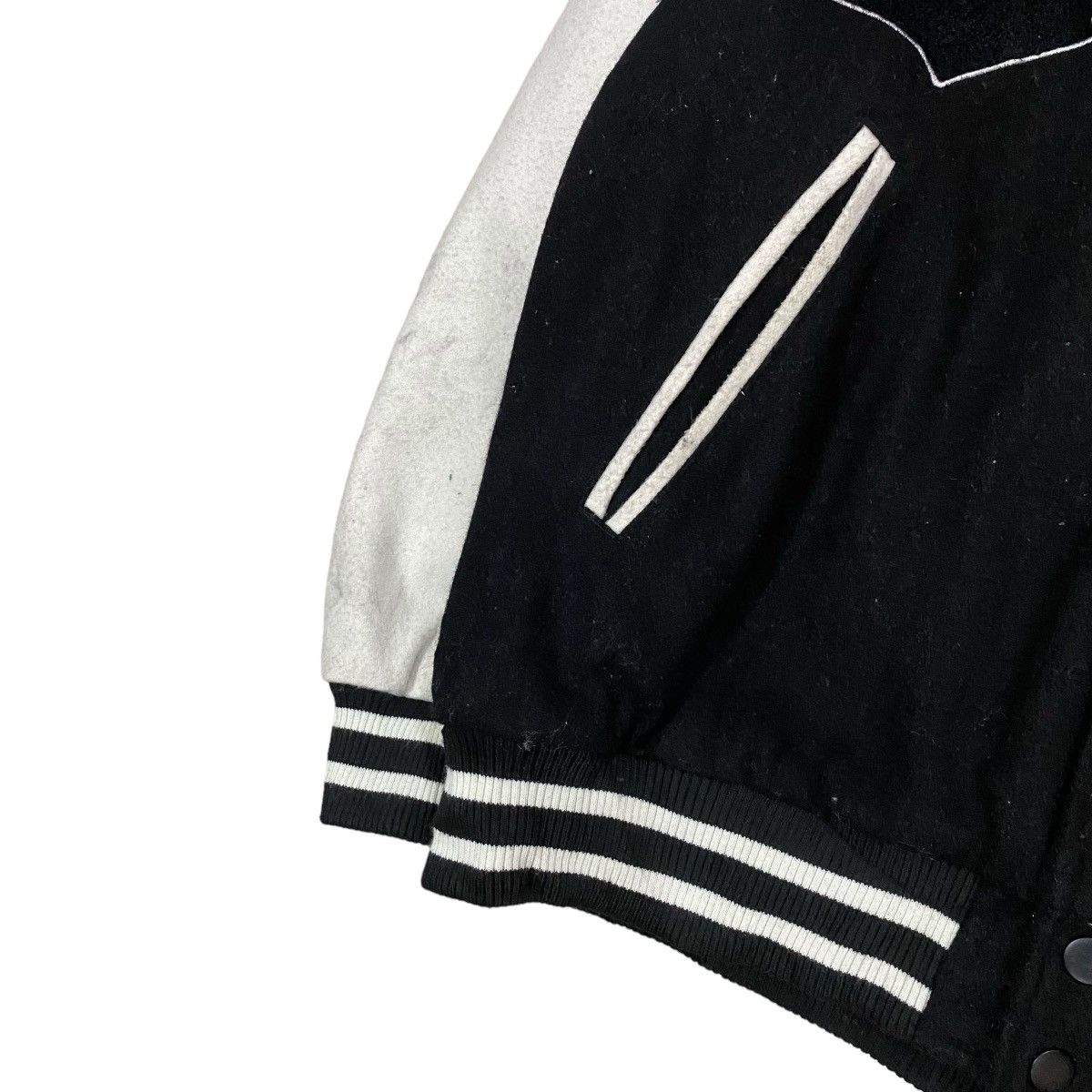 Other 🔥VINTAGES LIVERPOOL SPELL OUT WOOL VARSITY JACKET Size US M / EU 48-50 / 2 - 6 Thumbnail