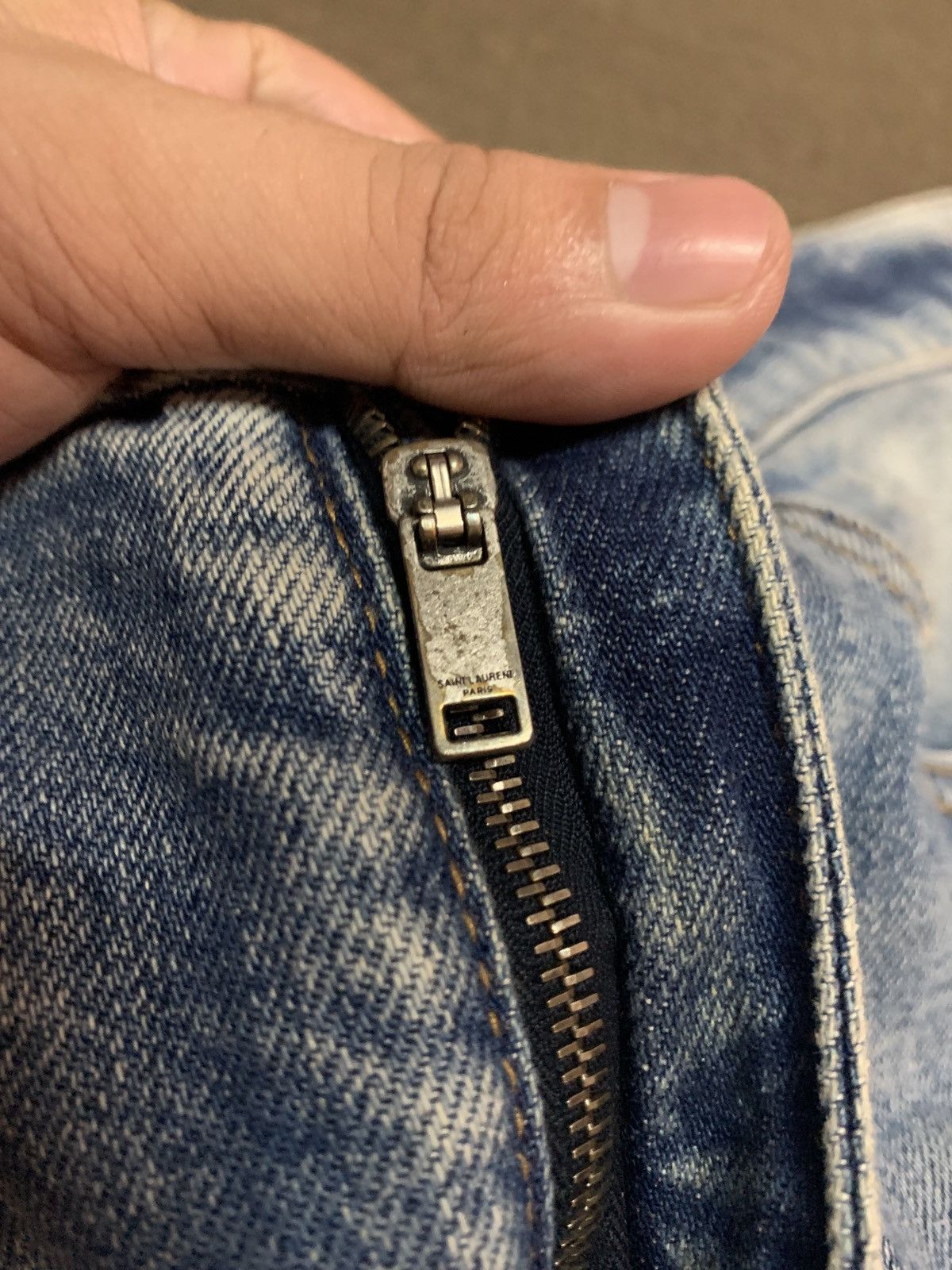 Saint Laurent Paris 2019 Saint Laurent Paris D10 Distressed Light Wash Denim Size US 32 / EU 48 - 8 Thumbnail