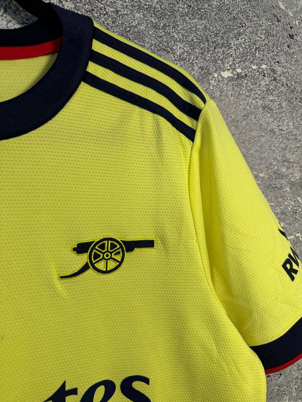 Adidas × Vintage Vintage Arsenal 2021/22 Adidas Soccer Jersey Medium Size US M / EU 48-50 / 2 - 10 Thumbnail