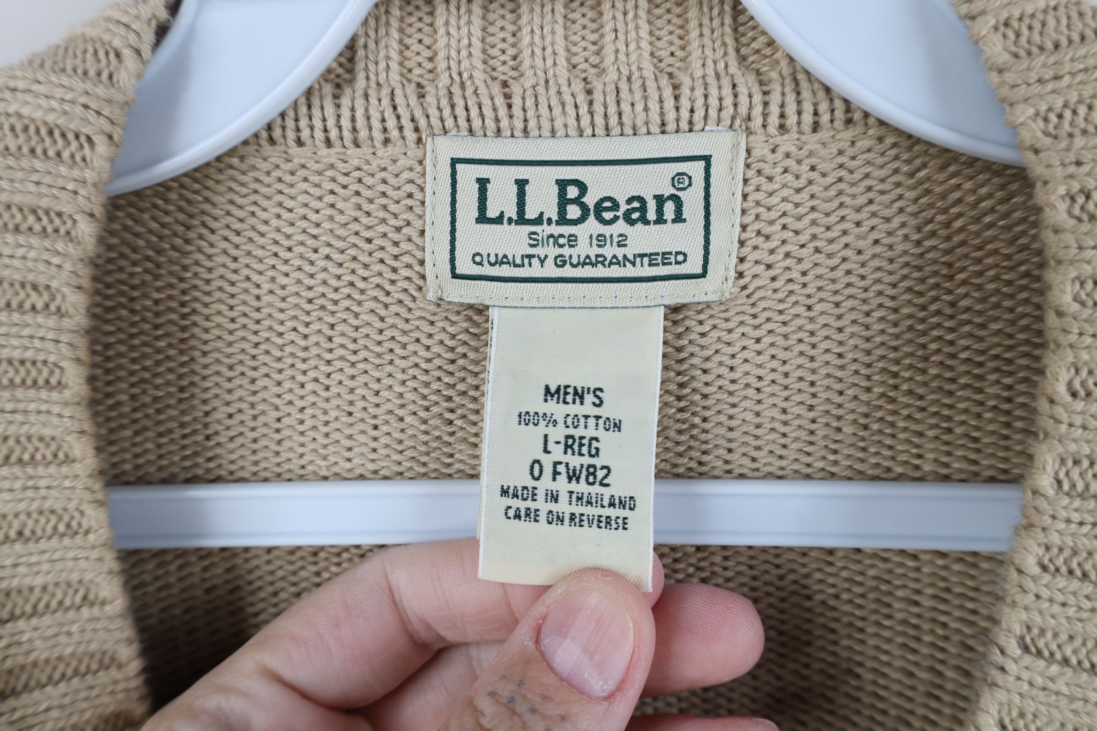 L.L. Bean Vintage 90s LL Bean Blank Cotton Knit V-Neck Sweater Beige Size US L / EU 52-54 / 3 - 11 Thumbnail
