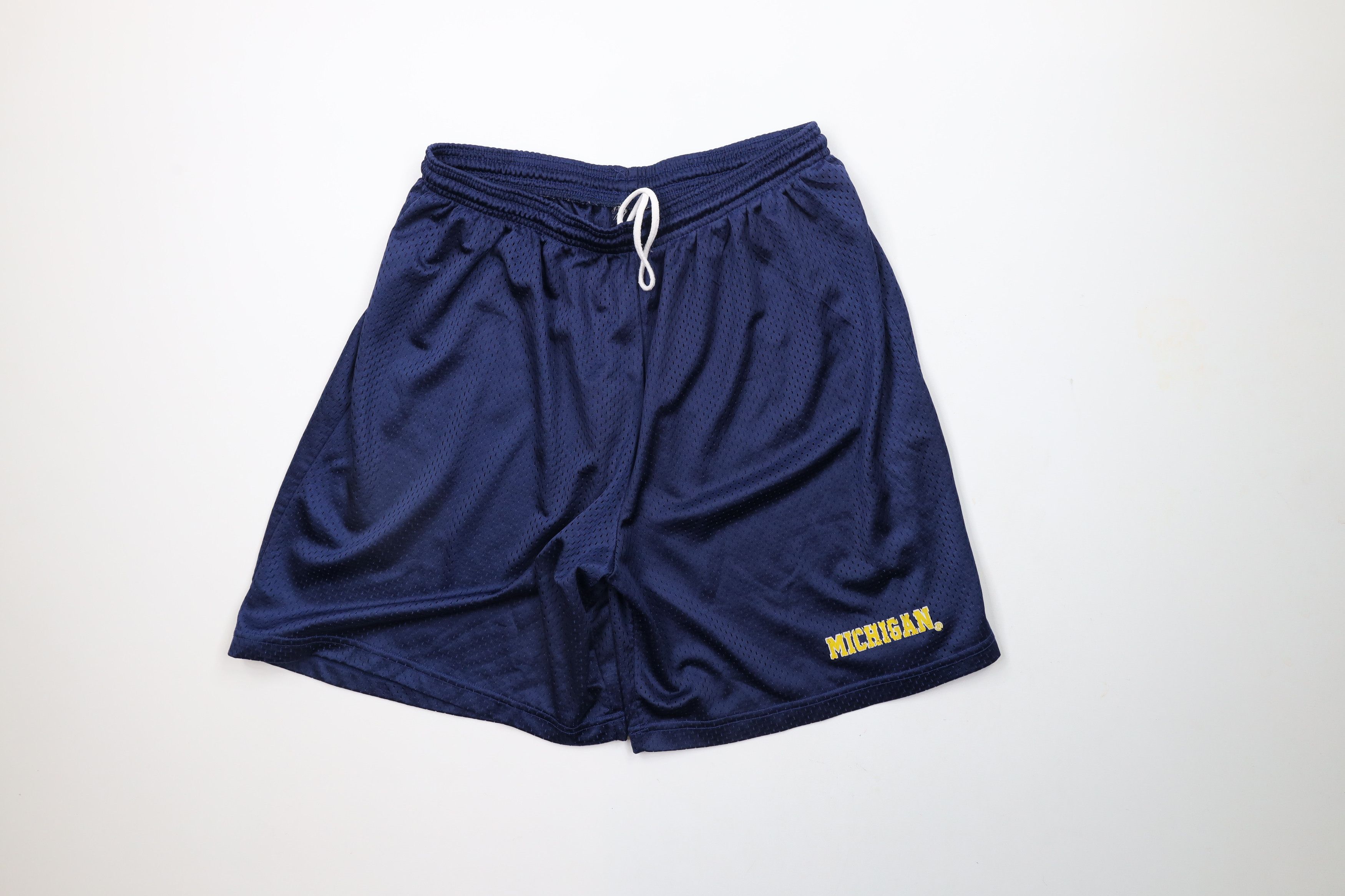 Vintage Vintage 90s University of Michigan Above Knee Mesh Shorts Size US 36 / EU 52 - 1 Thumbnail
