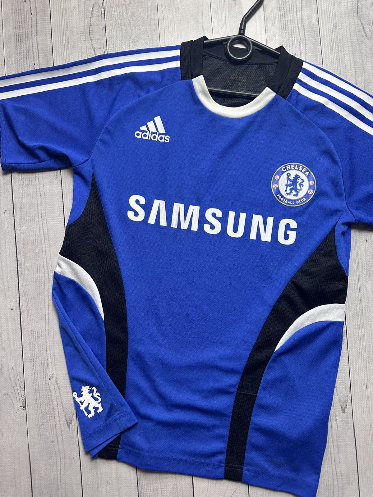 Vintage Vintage adidas Chelsea soccer jersey Samsung size S Size US S / EU 44-46 / 1 - 2 Thumbnail