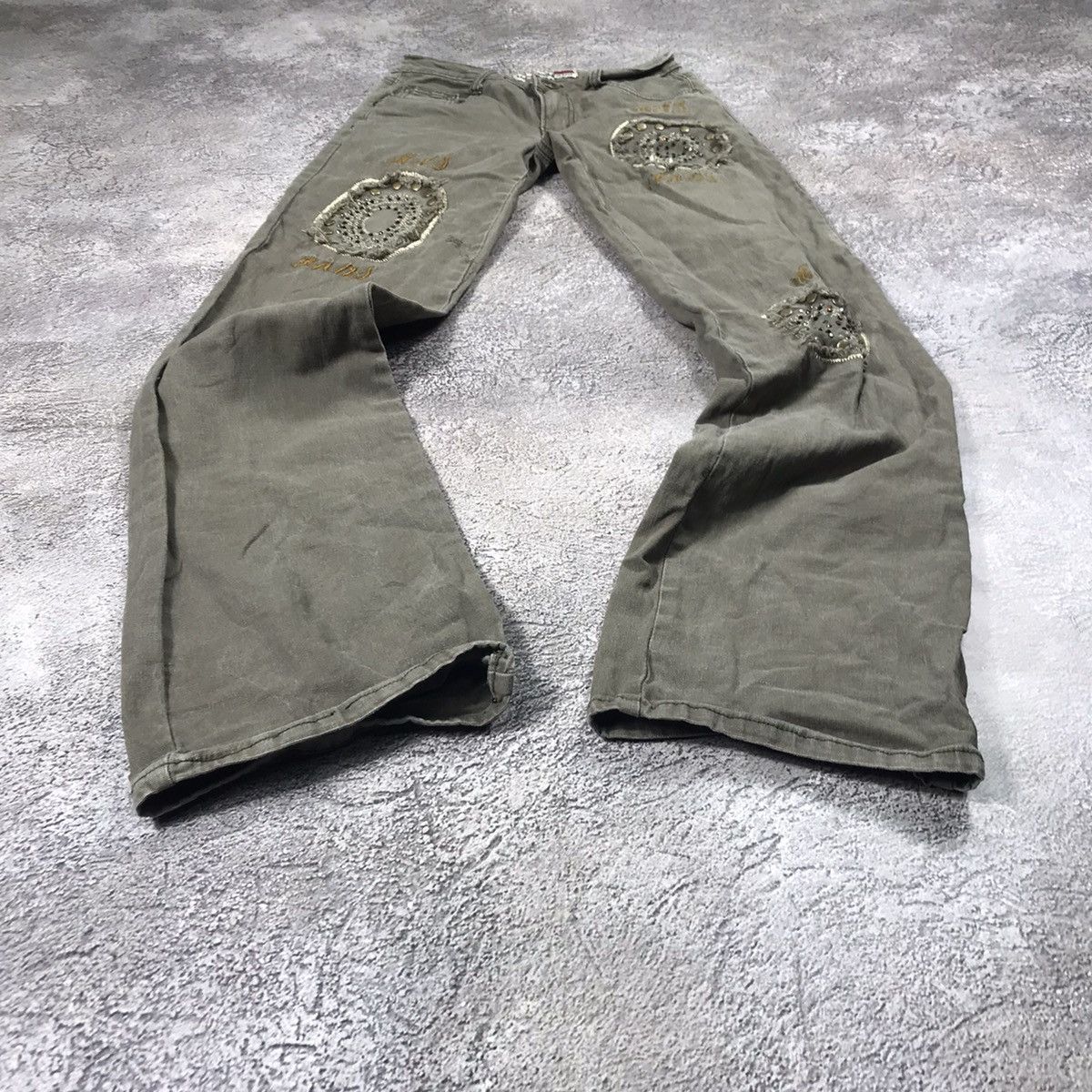 Vintage Vintage 90s Distressed Baggy Cargo Pants Grunge Khaki 26 Size 26" / US 2 / IT 38 - 1 Thumbnail
