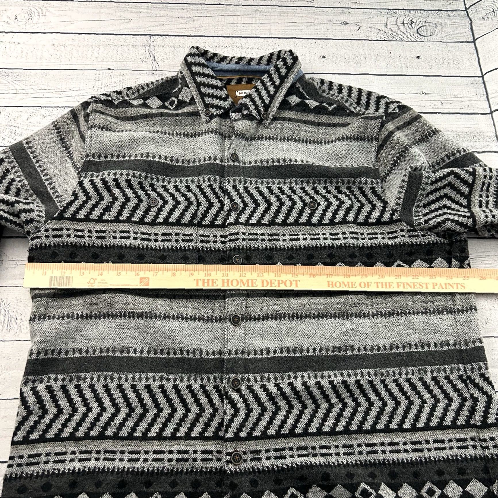 Vintage 32 Bar Blues Shirt Jacket Mens XL Gray Aztec Wool Blend Button Front Size US XL / EU 56 / 4 - 4 Thumbnail