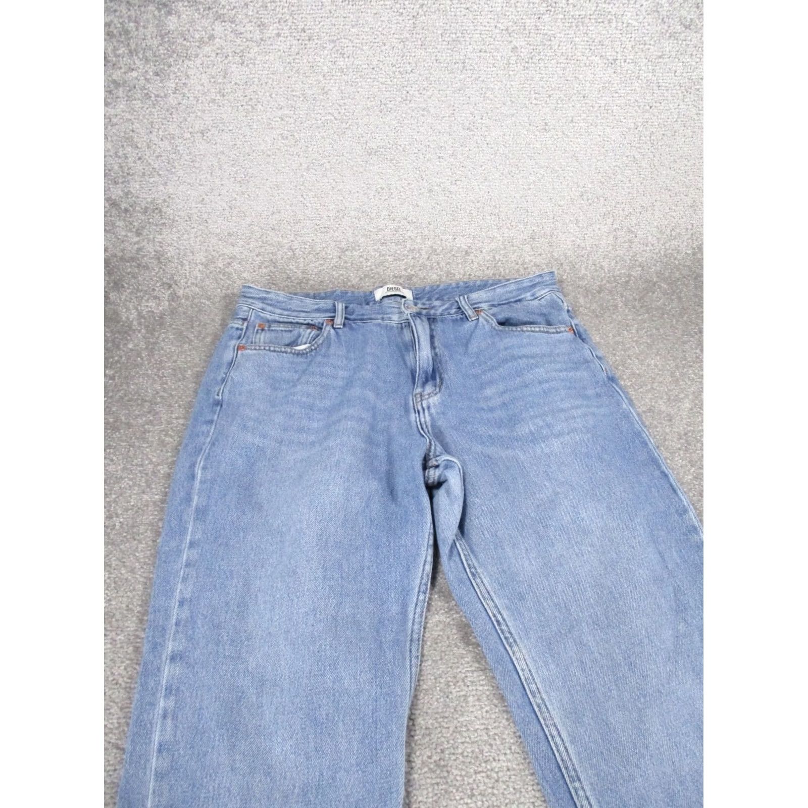 Diesel Diesel Mom Jeans Womens 14 Light Blue Denim High Rise Jeans Women's 14 Blue High Rise Mom Jeans Mens not applicable Size 36" / US 14 / IT 50 - 2 Thumbnail