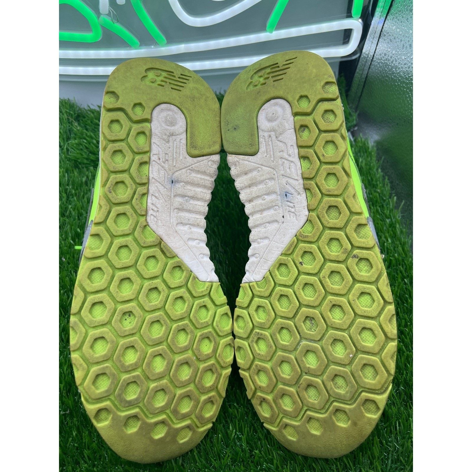 New Balance New Balance 247 Revlite Women's Neon Green Shoes Sz 8 Size US 8 / IT 38 - 5 Thumbnail