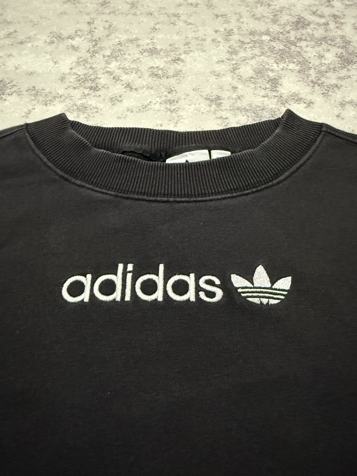 Adidas Adidas Emroidery Spellout Logo Cropped Sweatshirt Size XS / US 0-2 / IT 36-38 - 5 Thumbnail