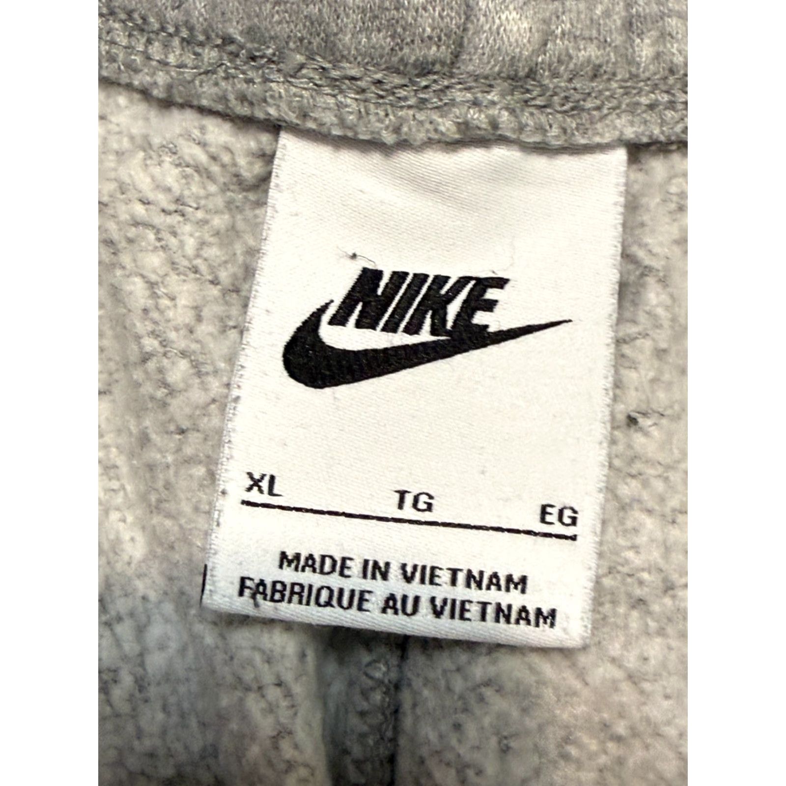 Nike VINTAGE: No? (Oops—do not include N/A) Size US 36 / EU 52 - 4 Thumbnail