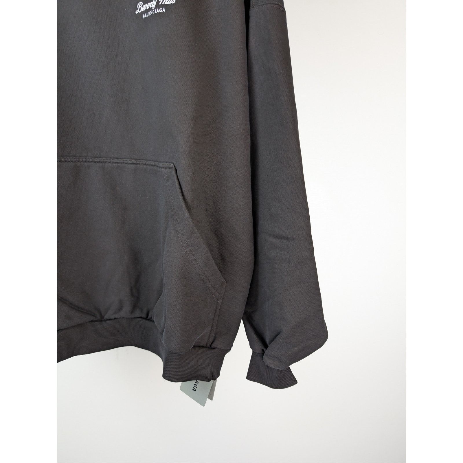 Balenciaga o1rshd1 Beverly Hills Oversized Hoodie in Black Size US M / EU 48-50 / 2 - 5 Thumbnail