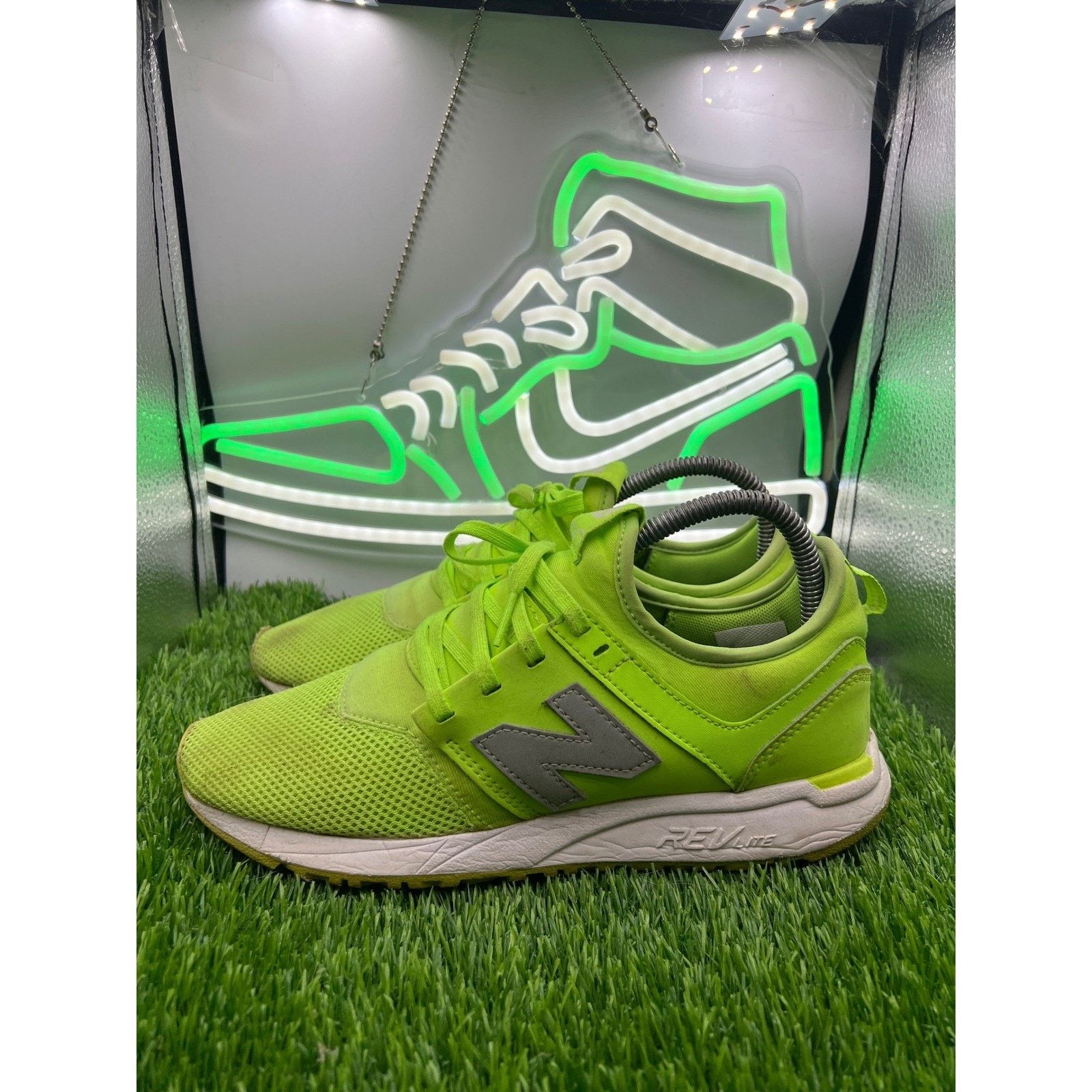 New Balance New Balance 247 Revlite Women's Neon Green Shoes Sz 8 Size US 8 / IT 38 - 1 Thumbnail