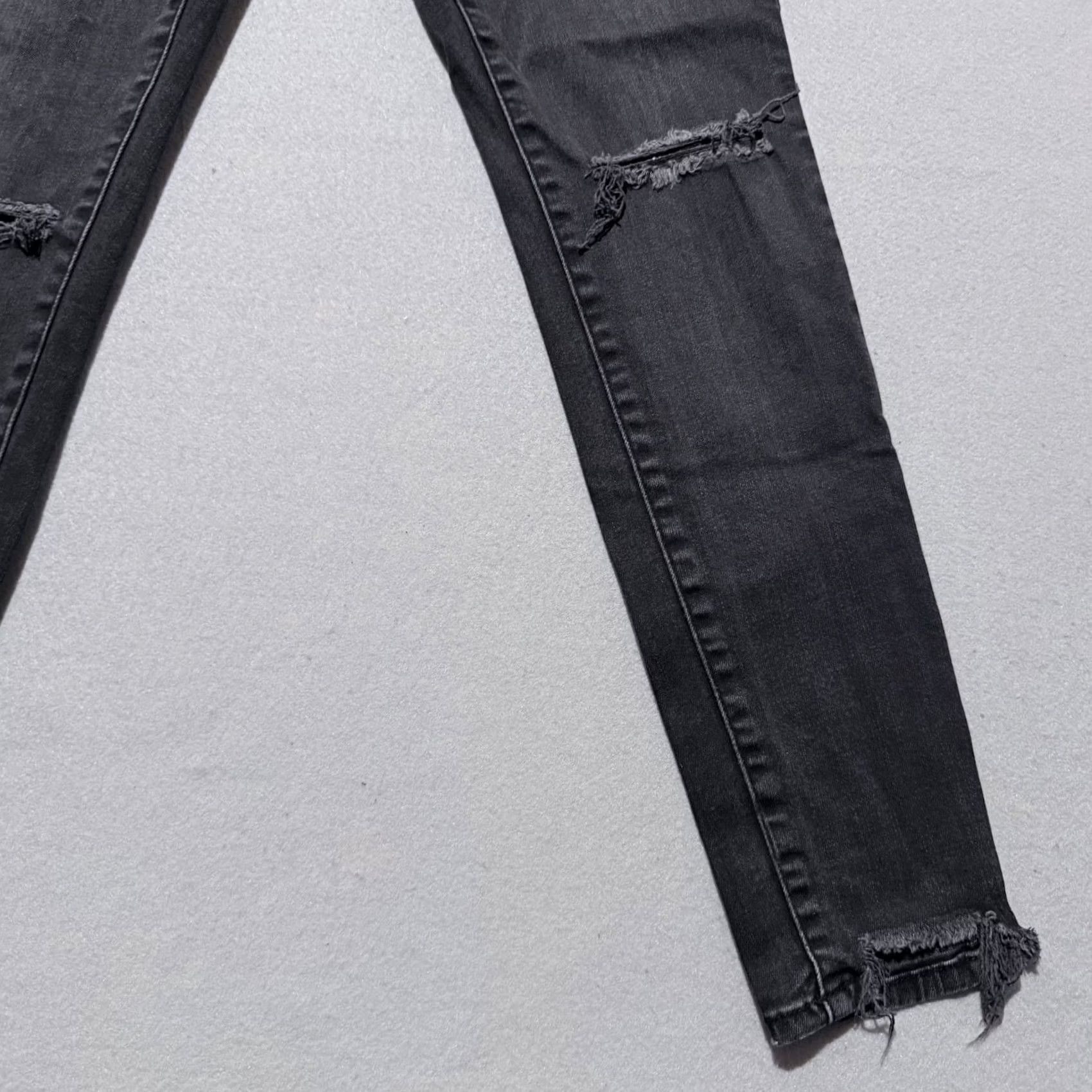 American Eagle Outfitters American Eagle The Luxe Jeans Women's Black Denim Distressed Pockets - 6 Size 28" / US 6 / IT 42 - 6 Thumbnail