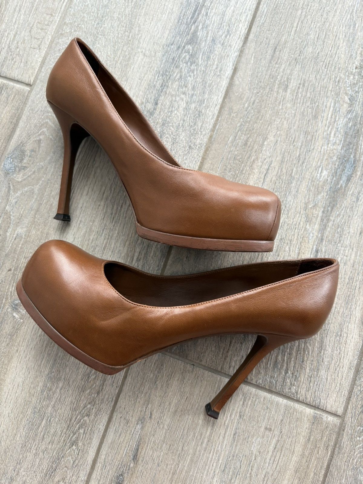 Yves Saint Laurent Yves Saint Laurent Leather Platform Pumps Brown Heels 37.5 Size US 7 / IT 37 - 6 Thumbnail