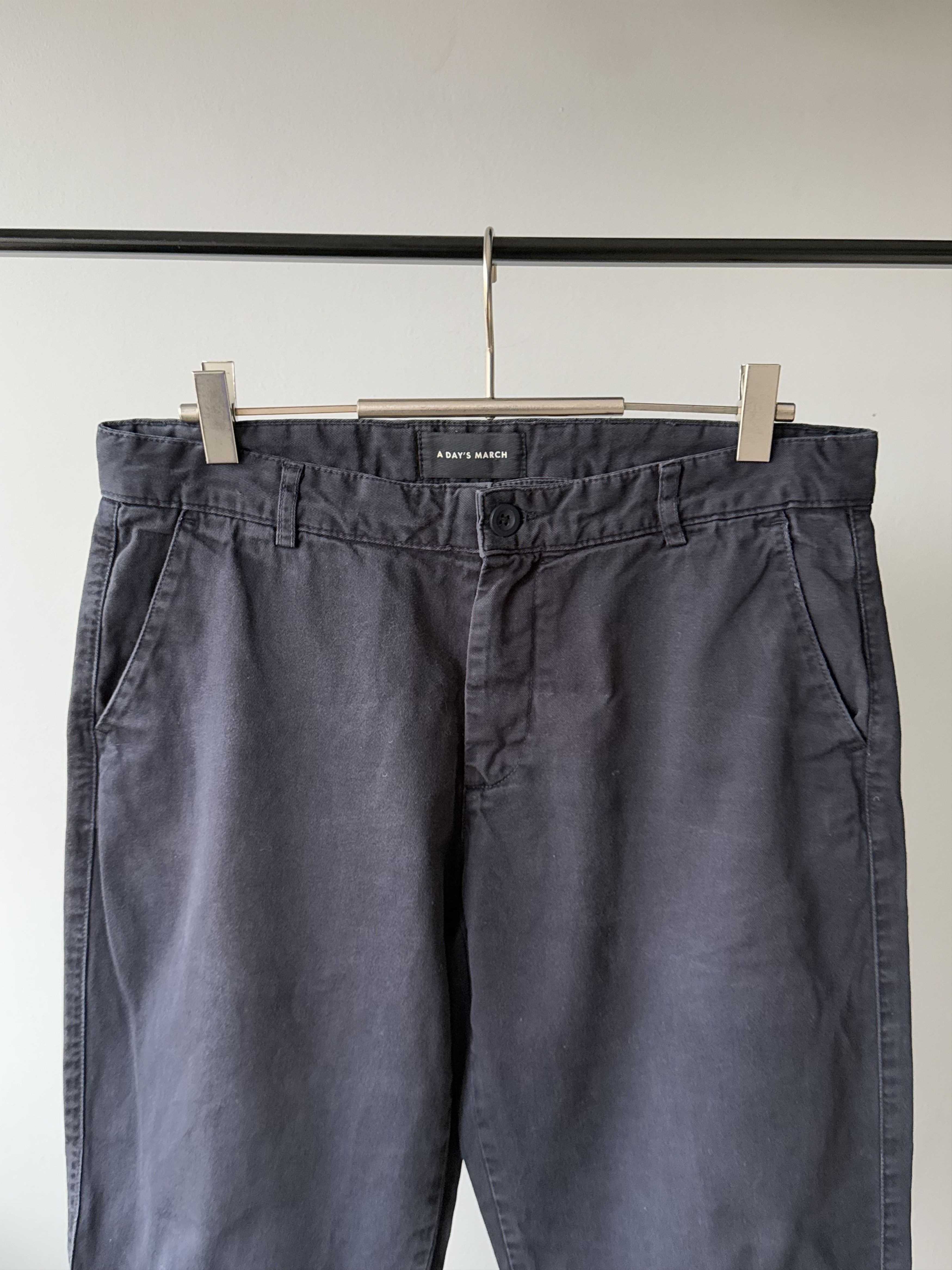 A Day's March A Day's March Classic Navy Slim Fit Chino Trousers Pants Size US 30 / EU 46 - 3 Thumbnail