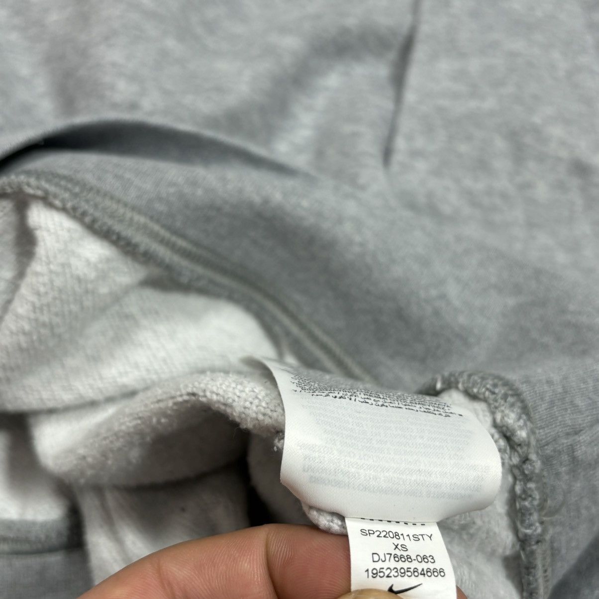 Nike Nike hoodie grey xs central logo streetwear Size US XS / EU 42 / 0 - 5 Thumbnail