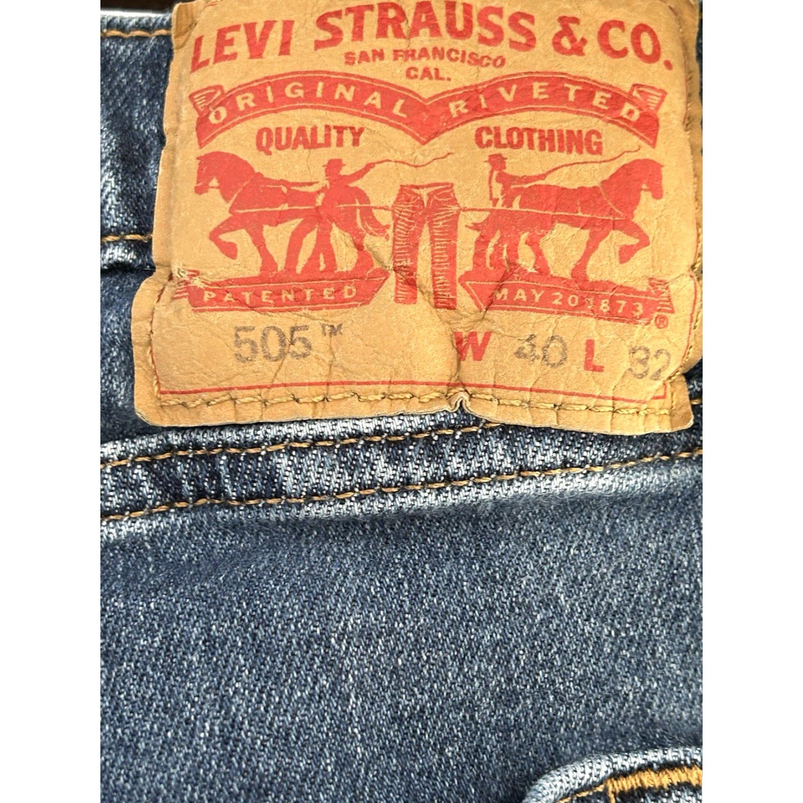 Levi's VINTAGE? No. Levi's 505 Jeans Straight Denim Blue 40x32 Mens Regular 5-Pocket Logo Zipper Dark Wash Cotton Jeans Size US 40 / EU 56 - 5 Thumbnail