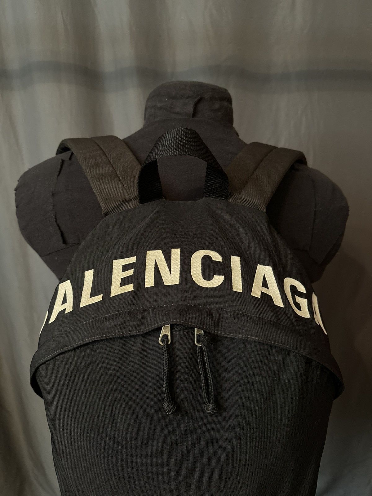 Balenciaga Balenciaga Wheel Logo Backpack Size ONE SIZE - 6 Thumbnail