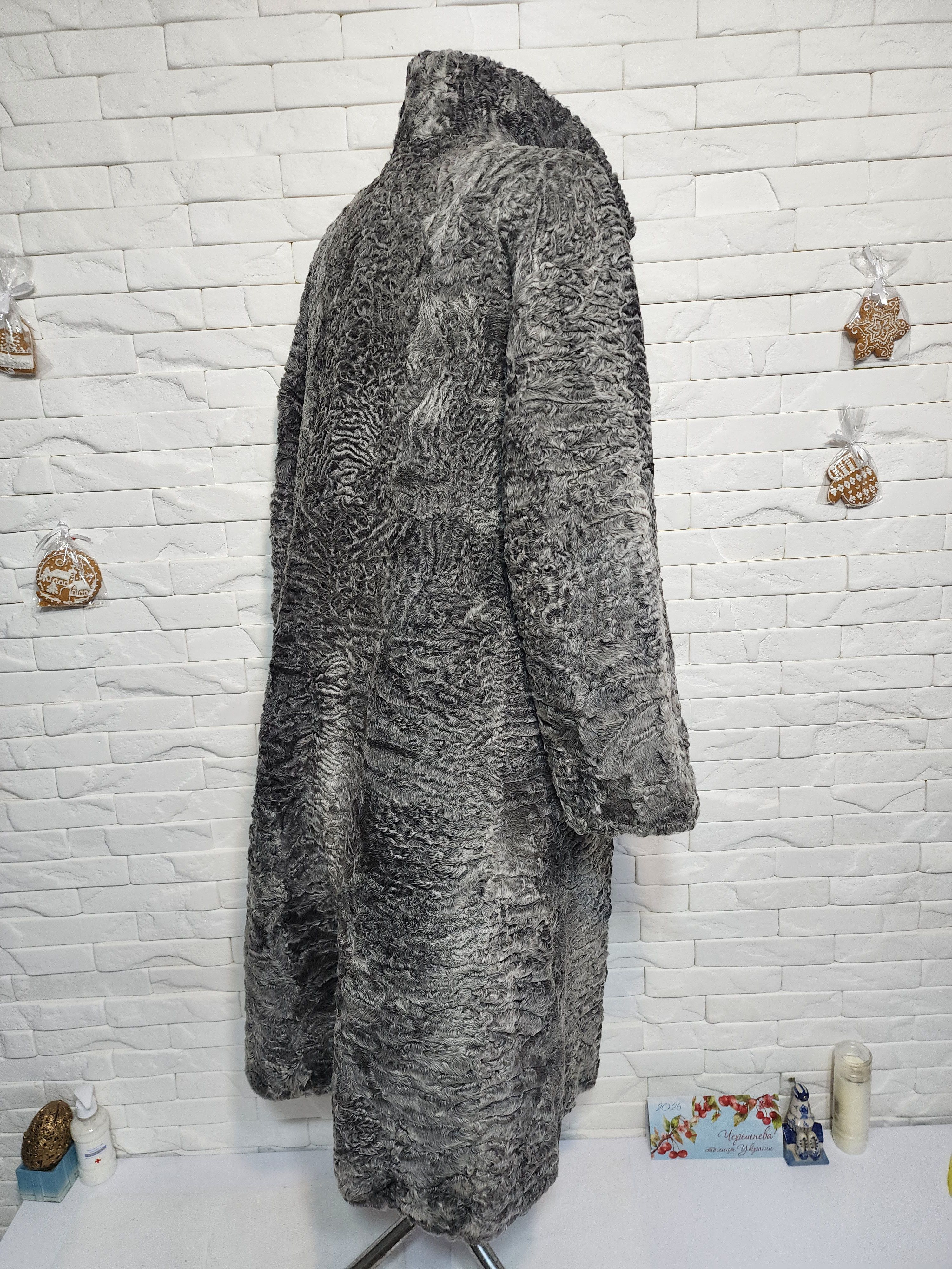 Furla Gray Sheep Fur Coat: Women's Vintage Outerwear Size L / US 10 / IT 46 - 5 Thumbnail