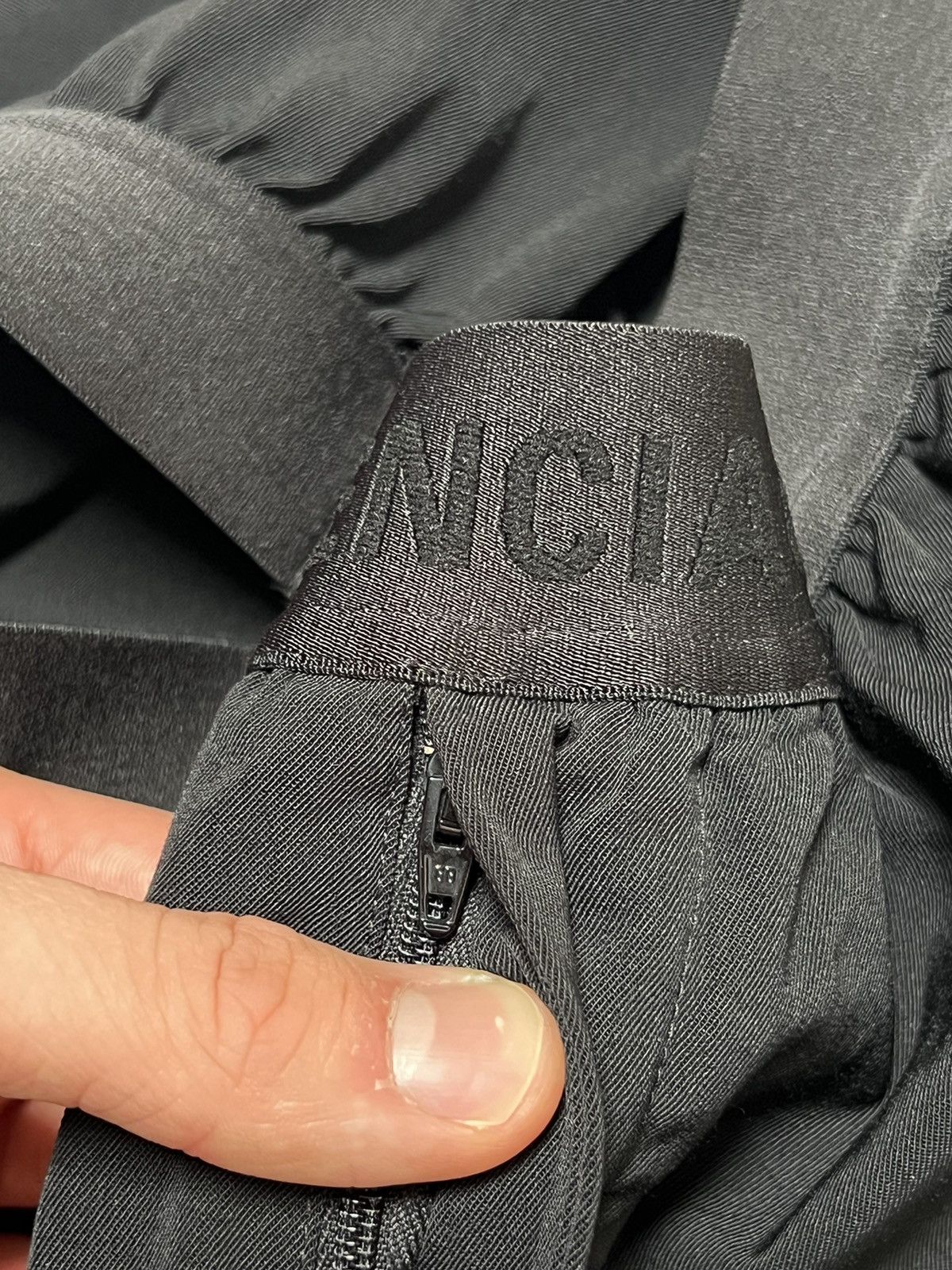 Balenciaga Balenciaga Waistband Logo Pants Size US 30 / EU 46 - 7 Thumbnail