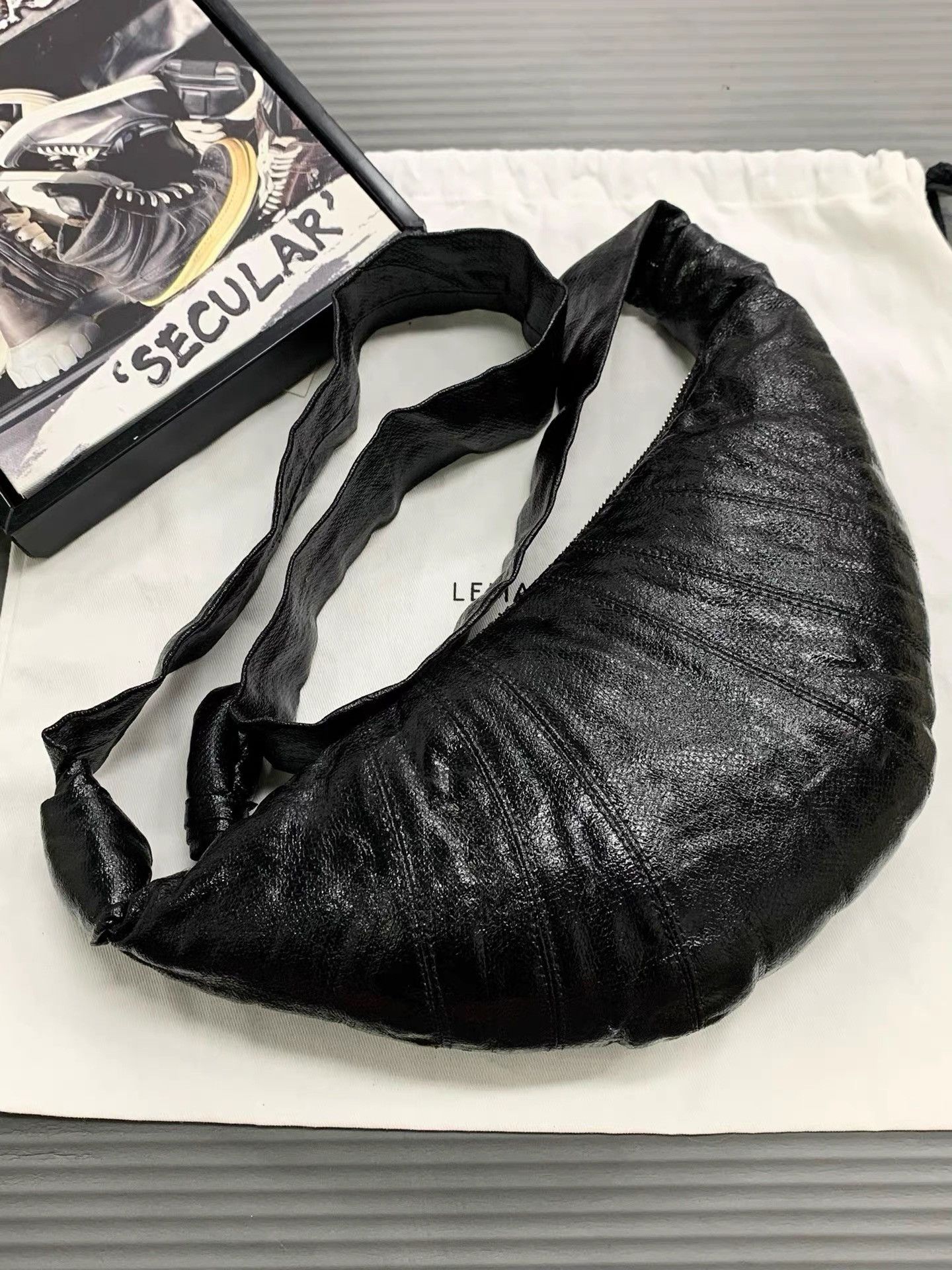 Lemaire Lemaire Small Black Croissant Bag K34 Size ONE SIZE - 2 Thumbnail