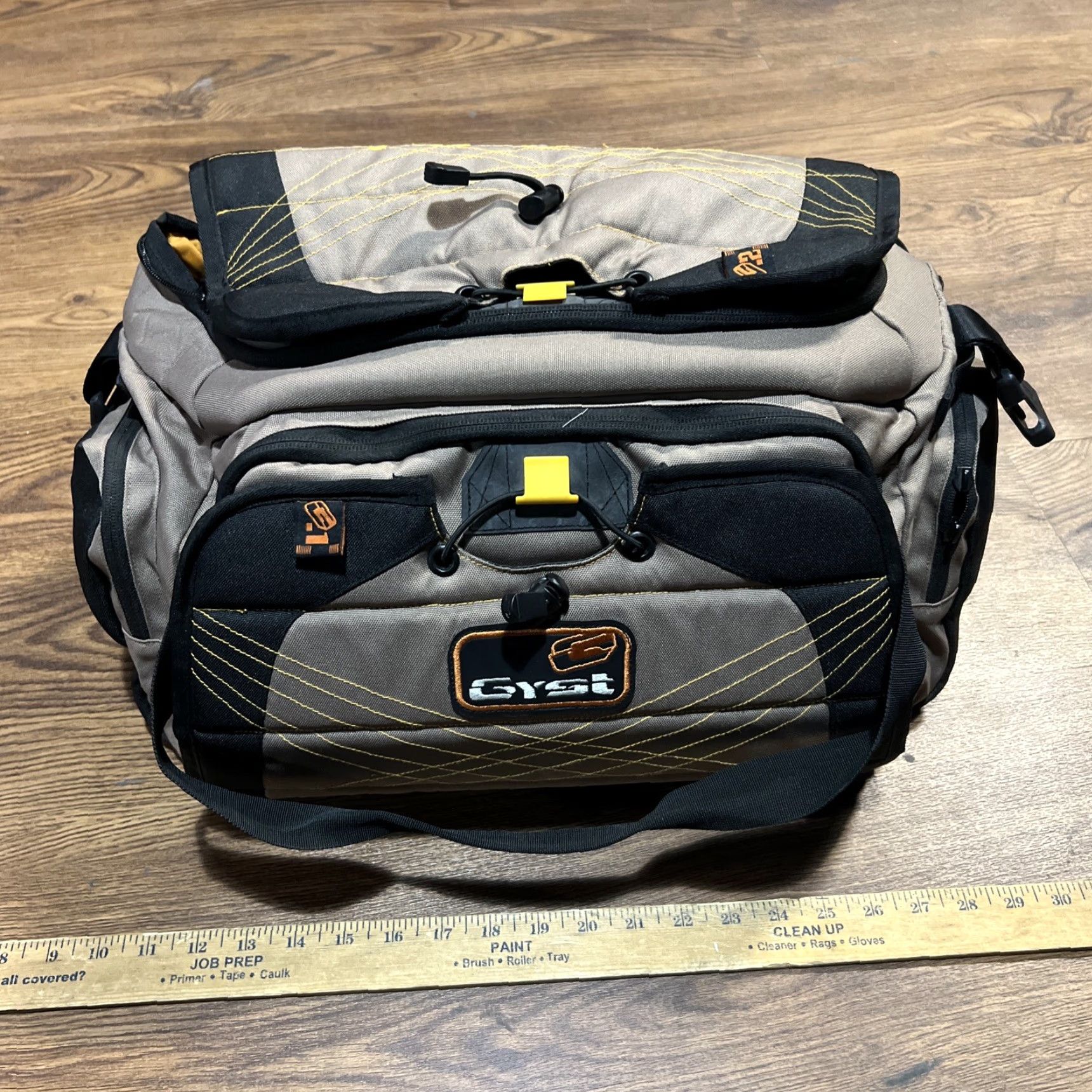 Vintage GYST G.1 Duffel Bag Brown Black Sports Travel Polyester Unisex Adults Duffle/Gym Bag Adjustable Straps Mens Womens Luggage Carry-On Bag Size ONE SIZE - 2 Thumbnail