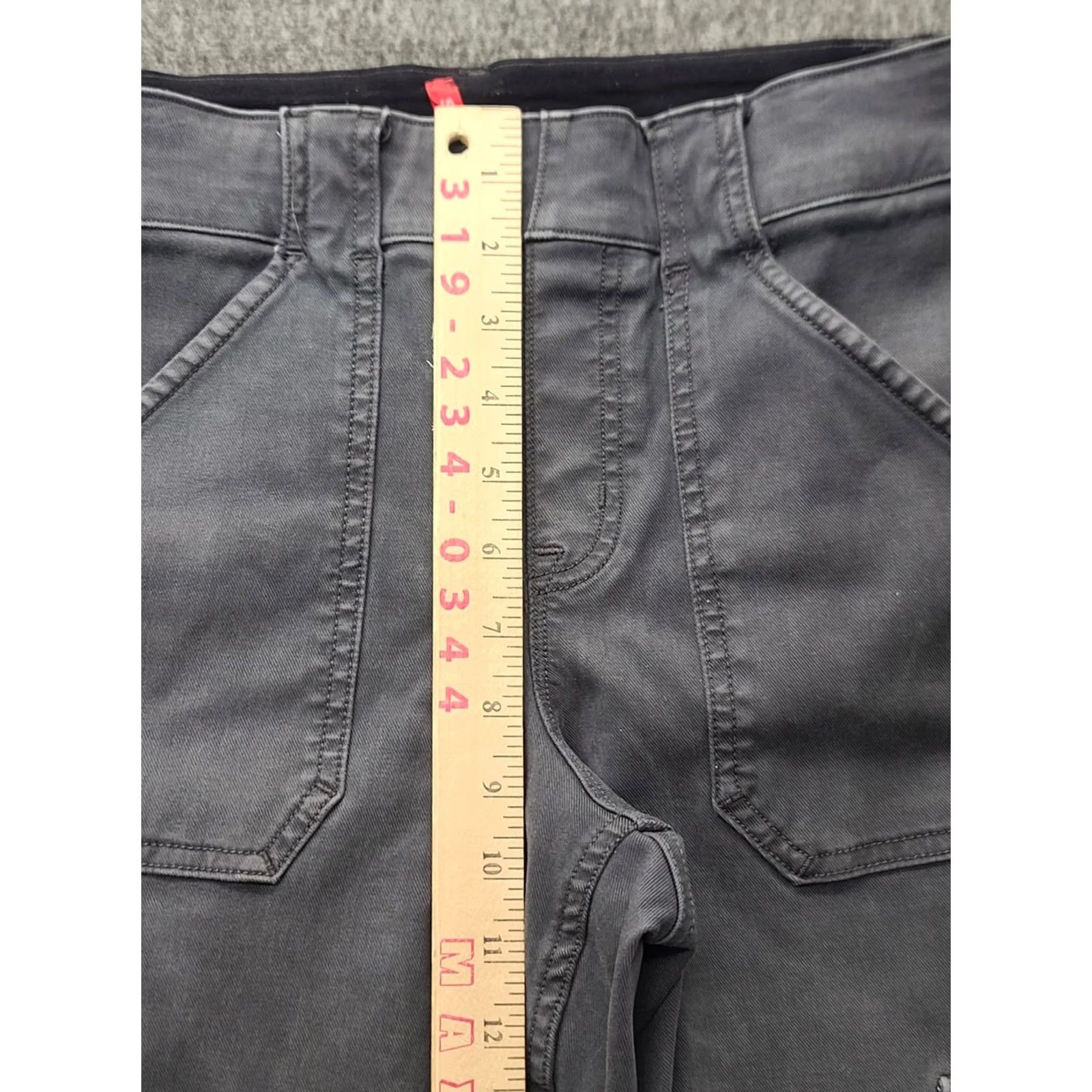 Spanx Spanx Jeans Womens M Regular Cargo Stretch Ankle High Rise 26 Inseam Pockets Black Denim Cotton Polyester Spandex Skinny Slimming Comfort Distressed Size 32" / US 10 / IT 46 - 4 Thumbnail