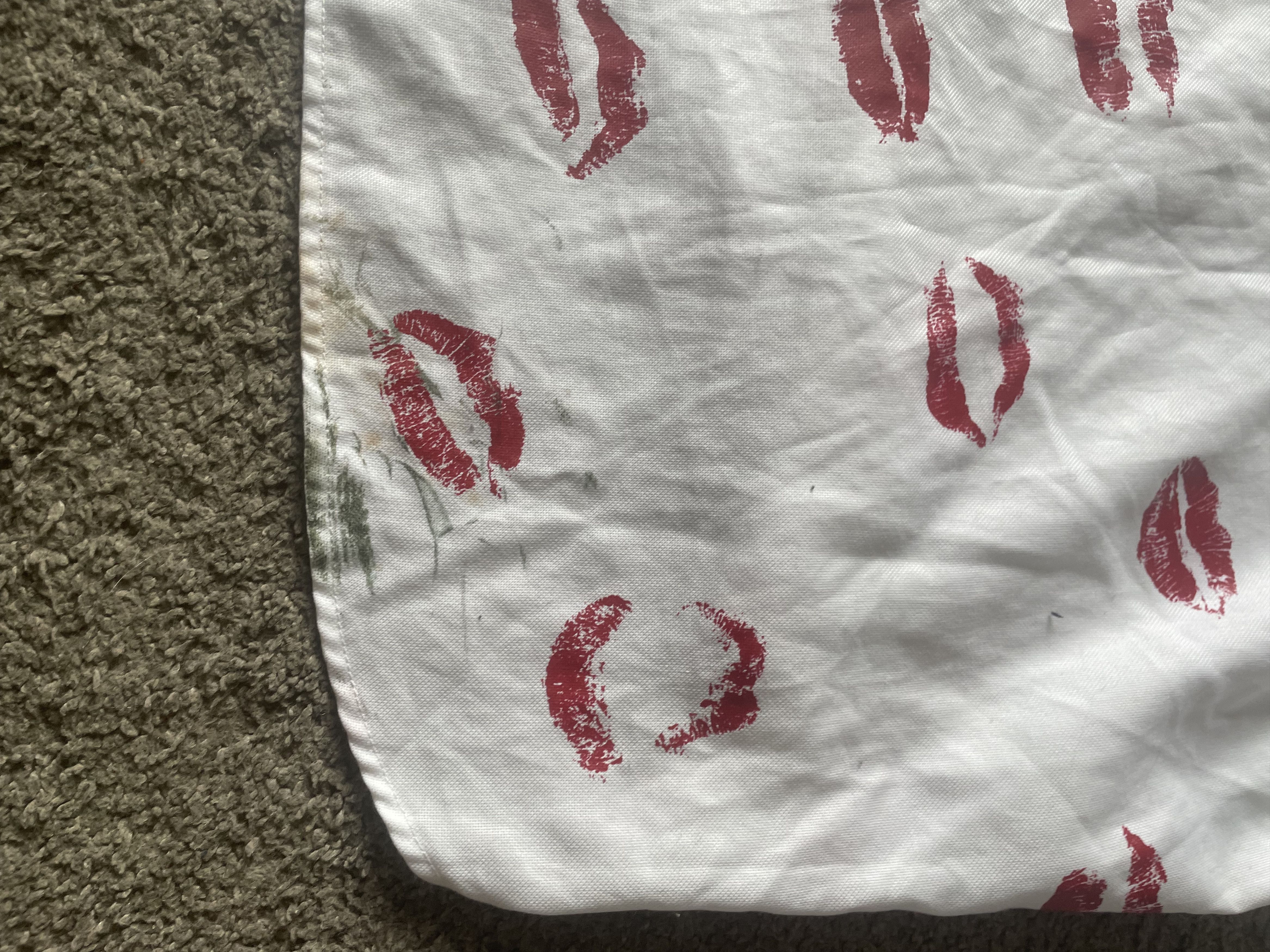 Takahiromiyashita The Soloist. TAKAHIROMIYASHITA TheSoloist Lips-Print Shirt Size US M / EU 48-50 / 2 - 9 Thumbnail