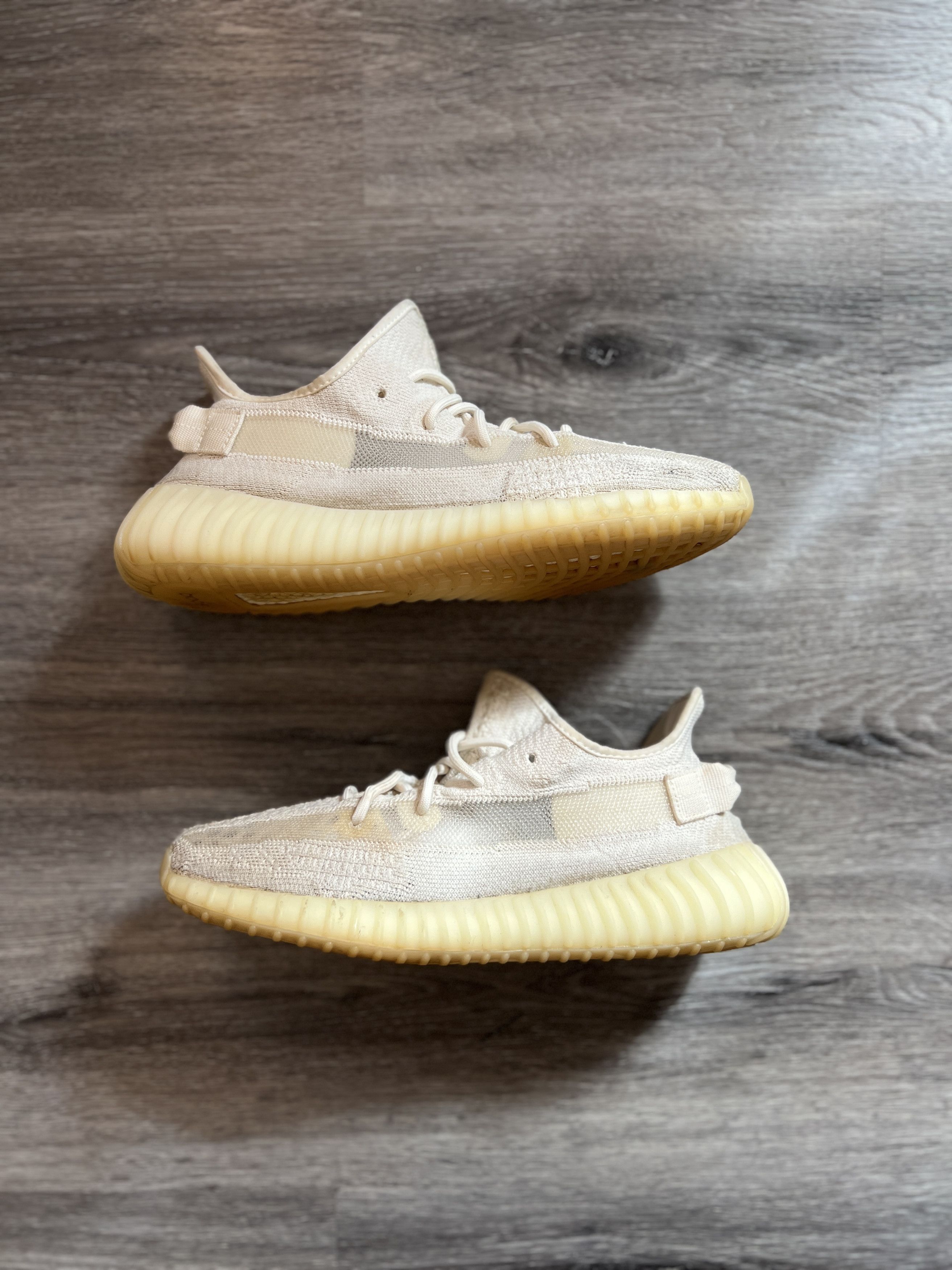 Yeezy adidas Yeezy Boost 350 V2 Bone Size US 10 / EU 43 - 1 Thumbnail