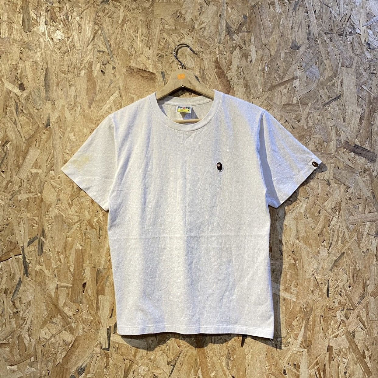 Bape Bape Basic Patches logo white basic tee Simple Size US S / EU 44-46 / 1 - 1 Thumbnail