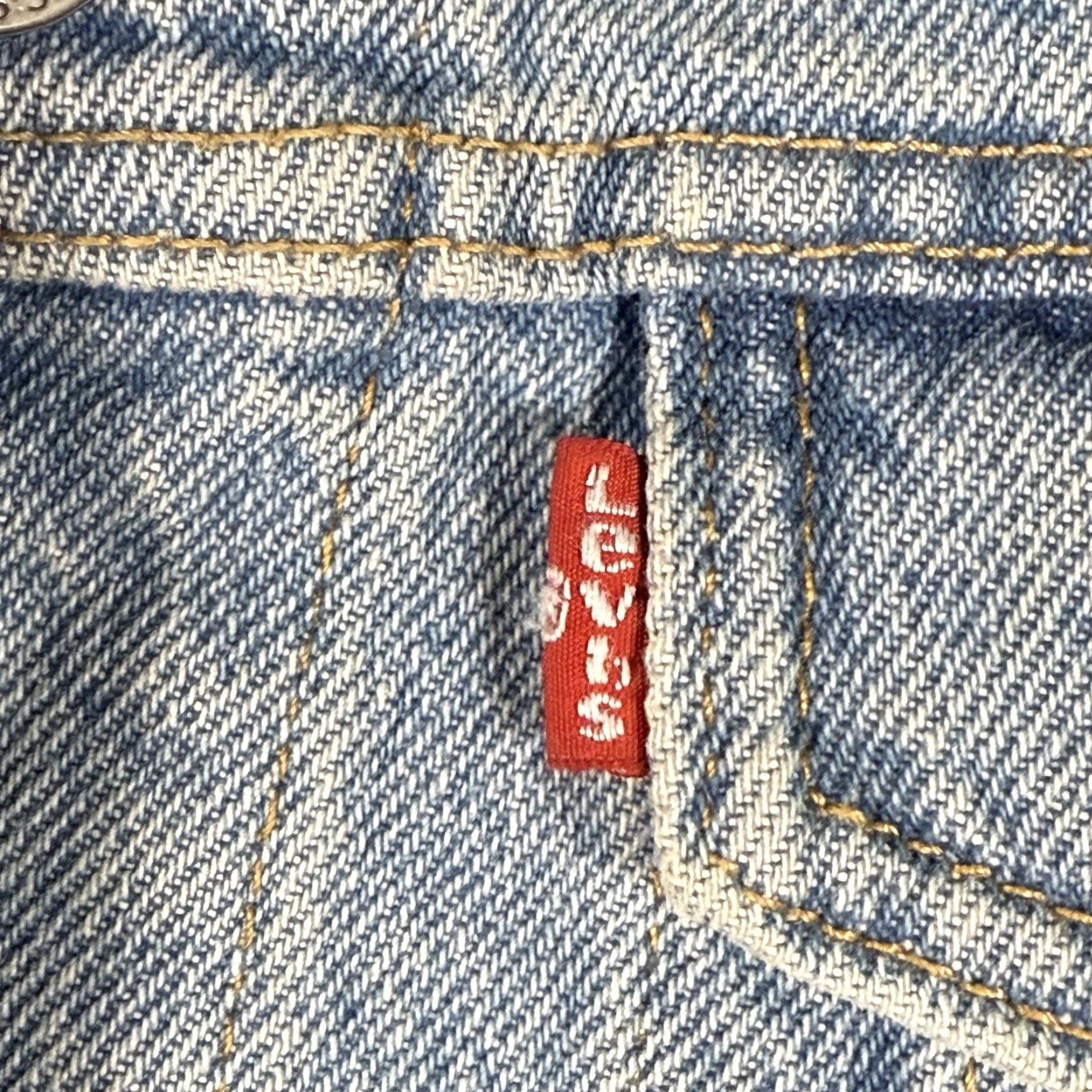 Levi's Levi's Original Trucker Jacket Women Medium Blue Cotton Denim New With Tags Jacket Women M Blue Levi's Trucker Vintage? Size M / US 6-8 / IT 42-44 - 5 Thumbnail