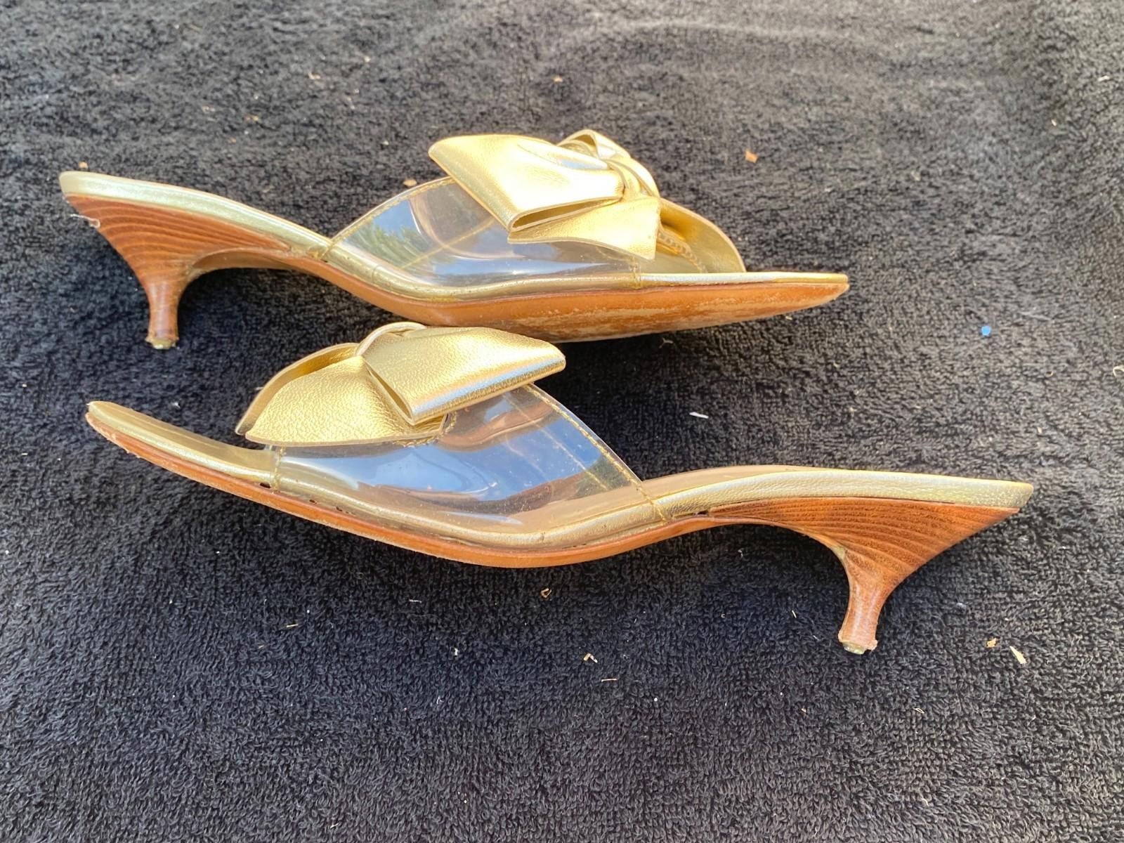Moschino Moschino Gold Bow Slip-On Sandals Women's Size 38.5/8 (S634) Size US 8 / IT 38 - 4 Thumbnail