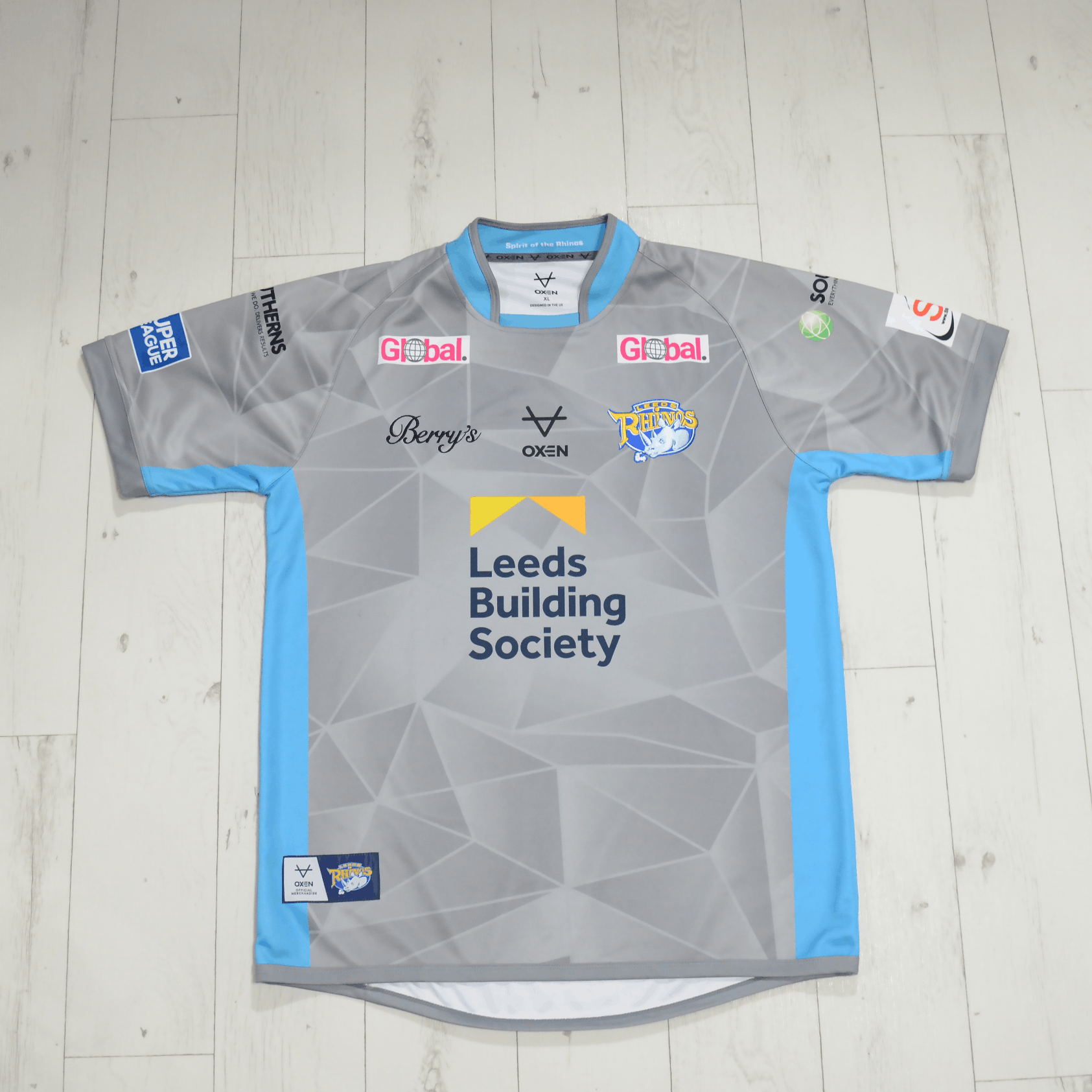 Vintage Leeds Rhinos Rugby Shirt 2022 Away Kit Grey Oxen Sports XL Size US XL / EU 56 / 4 - 1 Thumbnail