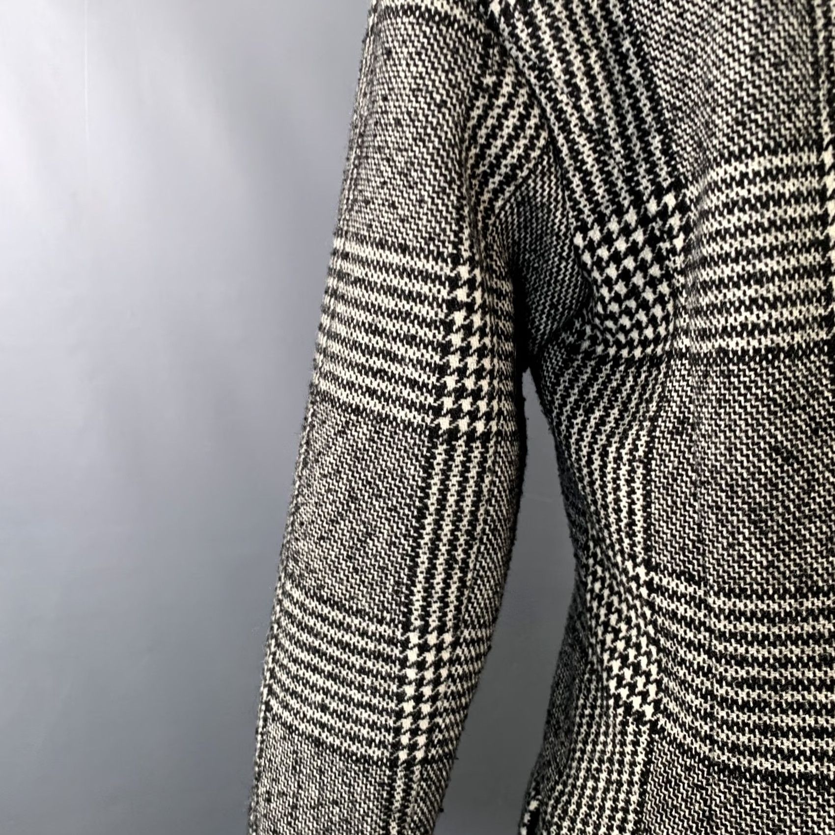 Vintage MICHAEL by MICHAEL KORS Size S Black White Wool Blend Plaid Double Breasted Coat Mens Size S / US 4 / IT 40 - 6 Thumbnail