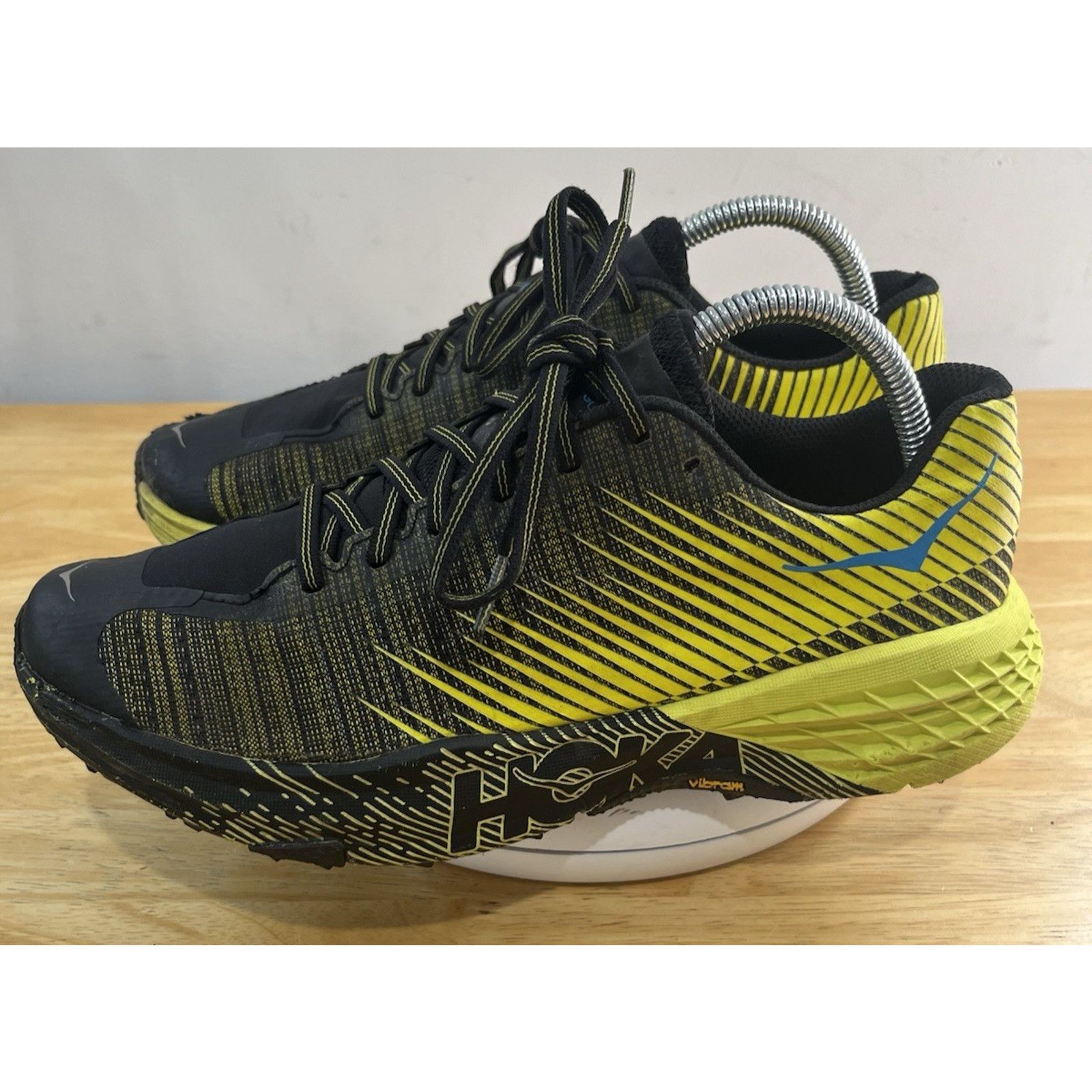 Hoka Hoka One One Men Speedgoat 6 EVO 1111430 Yellow Running Sz 9 Size US 9 / IT 39 - 3 Thumbnail