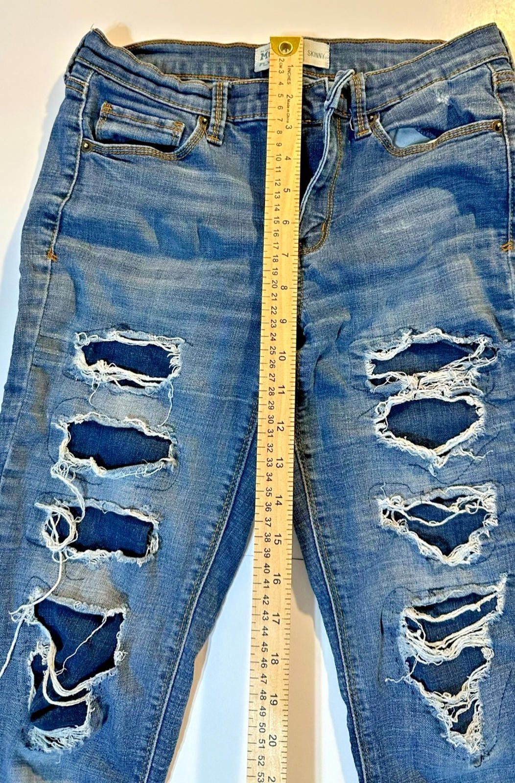 Steve Madden Mudd Women’s Skinny Jeans – Size 5 Flex Stretch - distressed Size 28" / US 6 / IT 42 - 7 Thumbnail