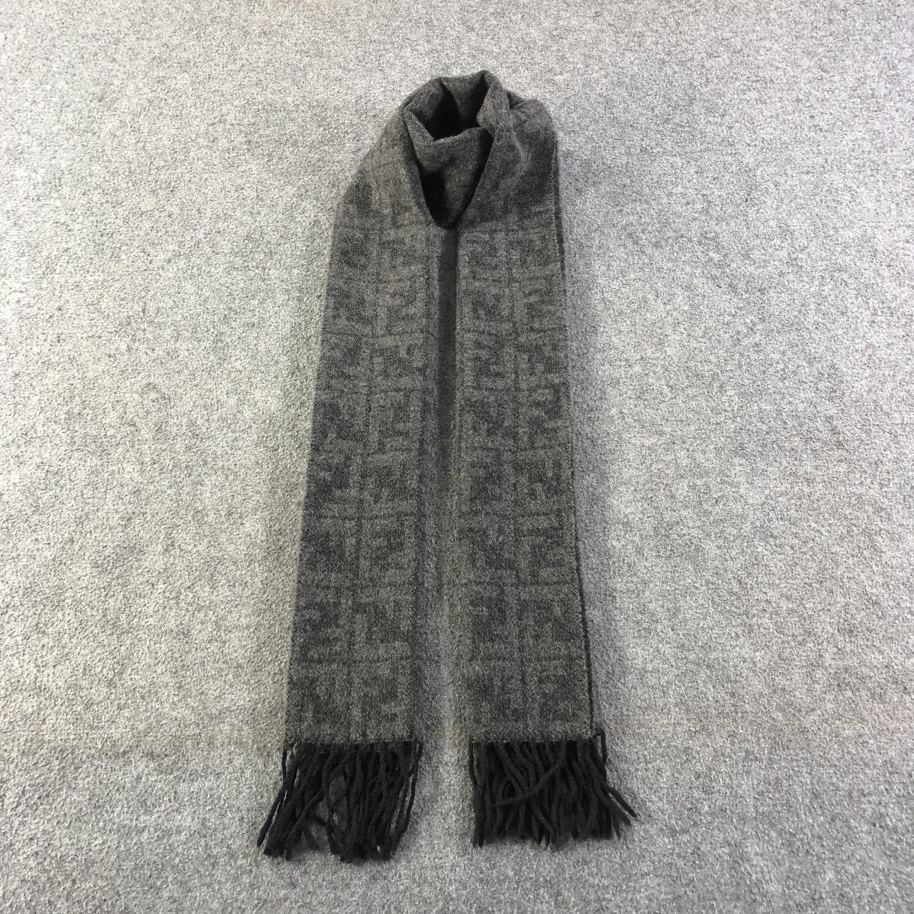Fendi Fendi FF Monogram Wool Scarf Muffler V1139 Size ONE SIZE - 1 Thumbnail