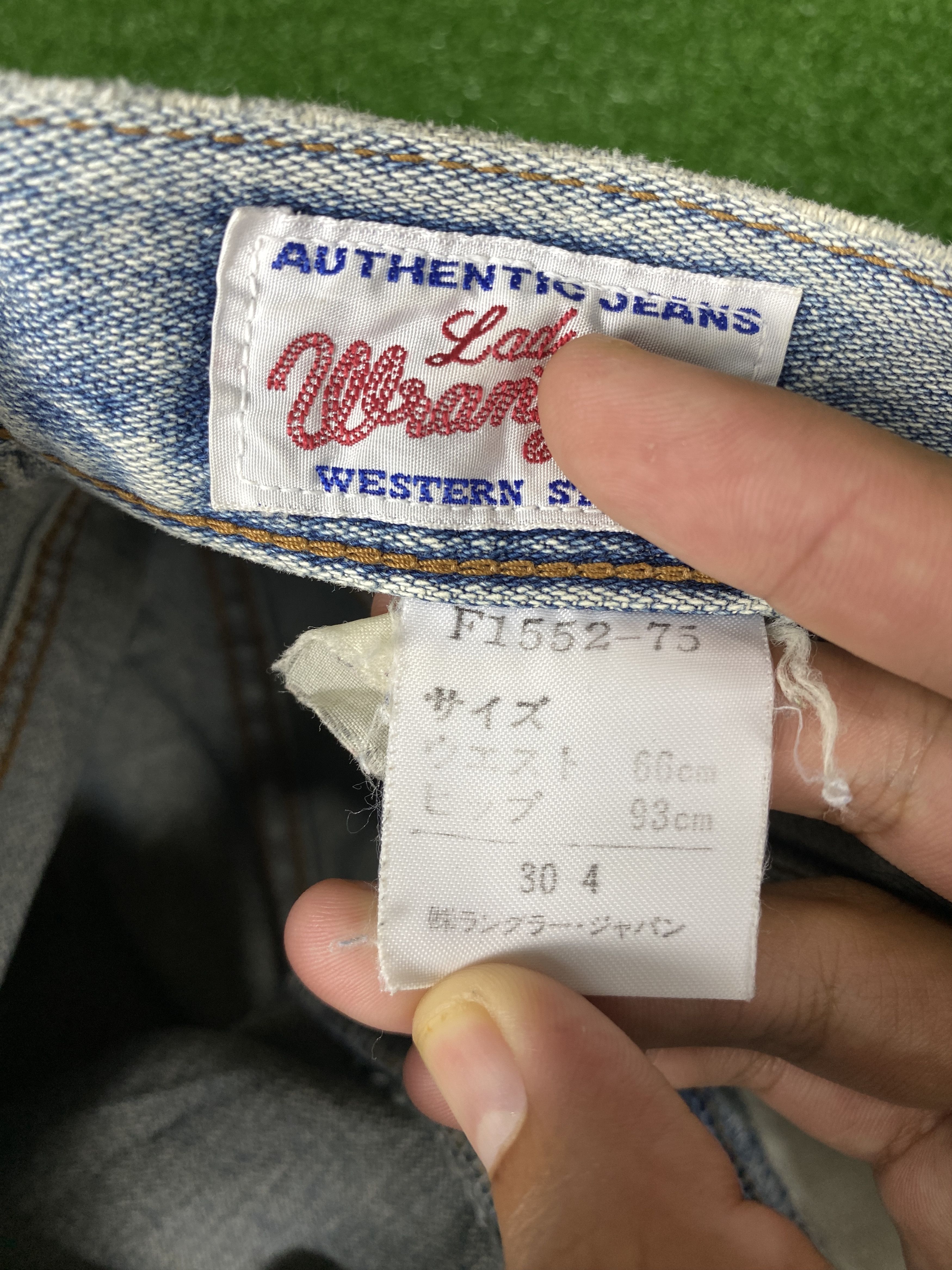 Vintage × Wrangler Vintage Wrangler Boot Cut Faded Mid Wash Jeans CP0052 Size 26" / US 2 / IT 38 - 9 Thumbnail
