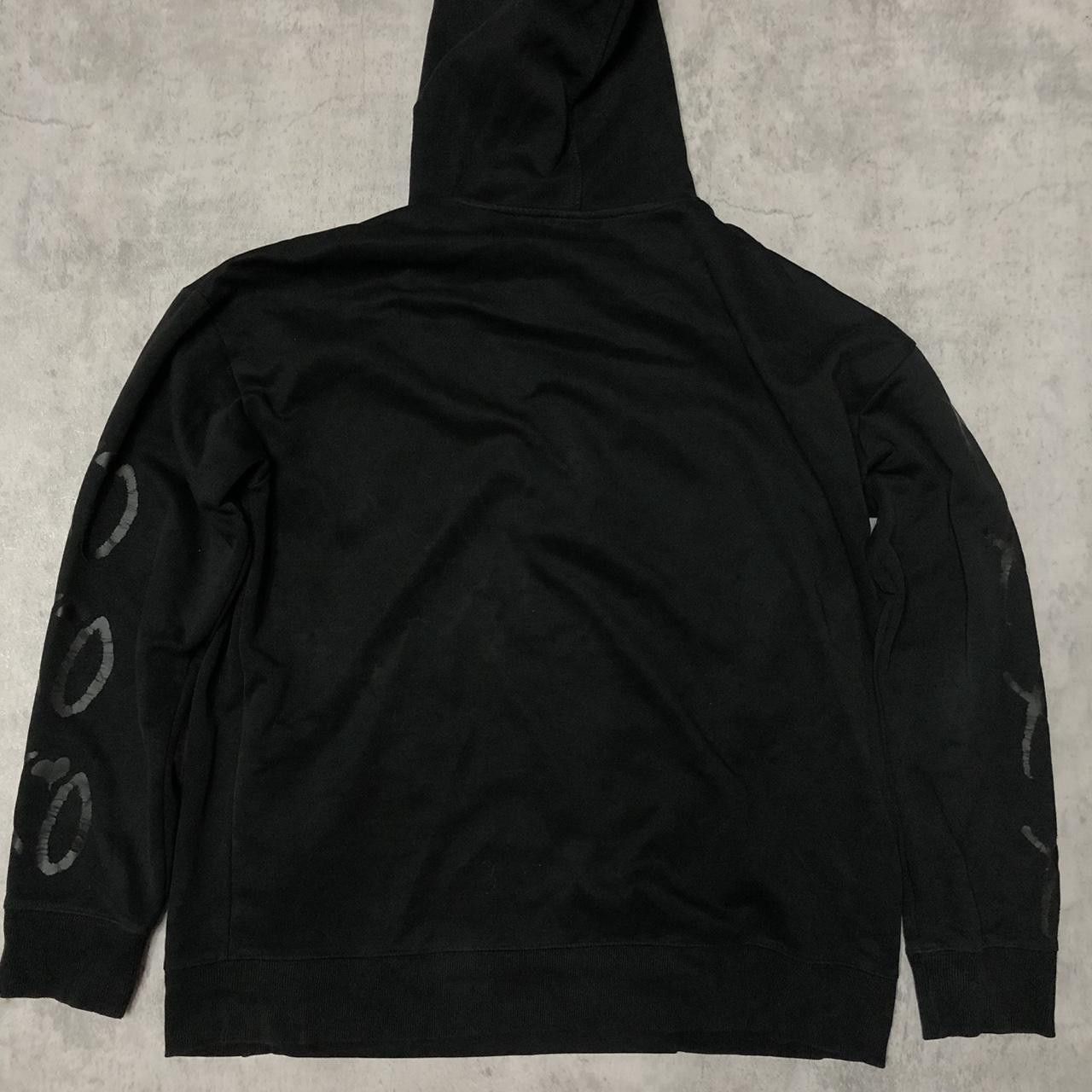 H&M Black XO hoodie with a touch of grunge #gothfashion Size US XL / EU 56 / 4 - 4 Thumbnail