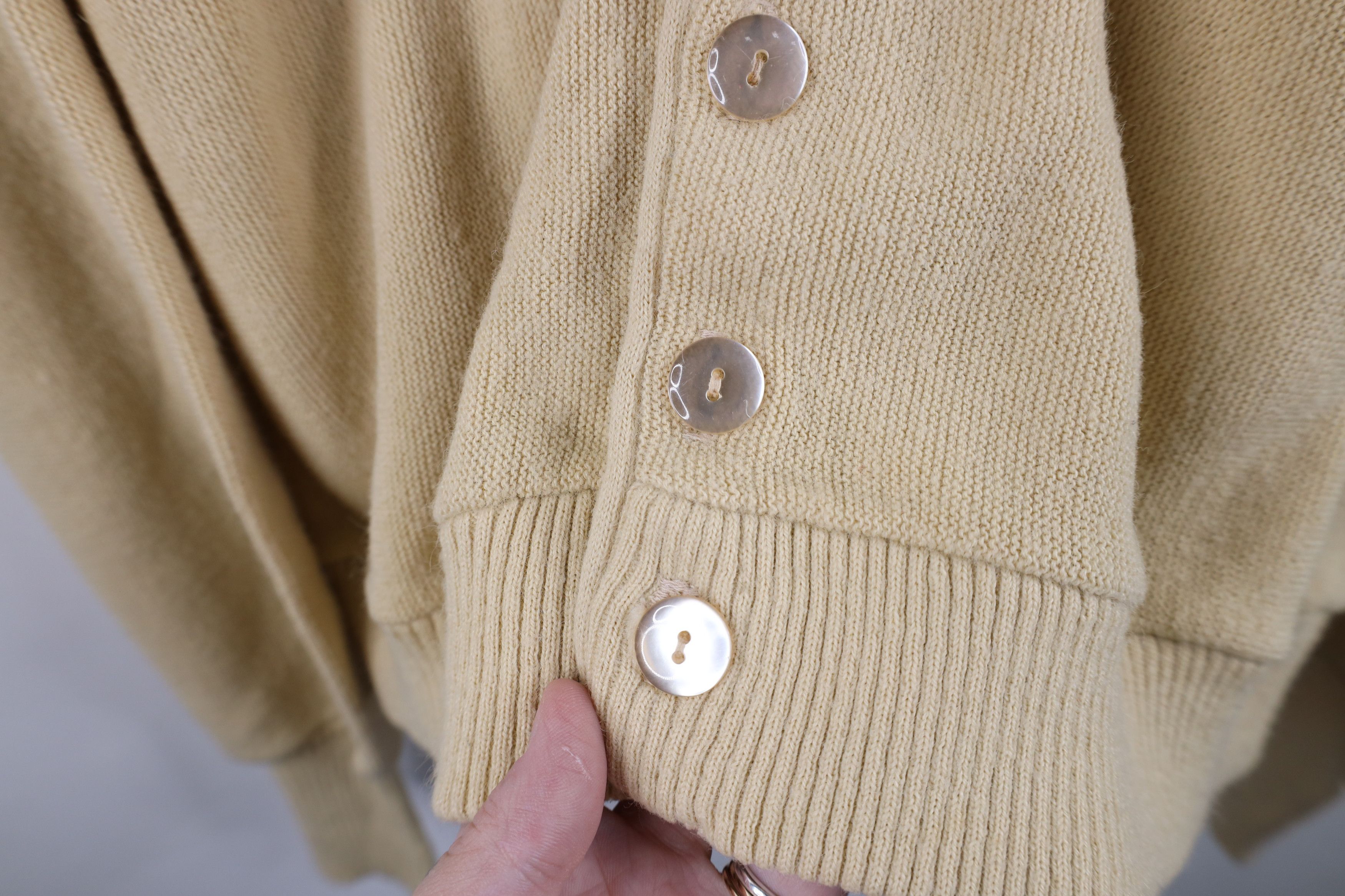 Vintage Vintage 70s Streetwear Knit Cardigan Sweater Beige USA Size US XL / EU 56 / 4 - 5 Thumbnail