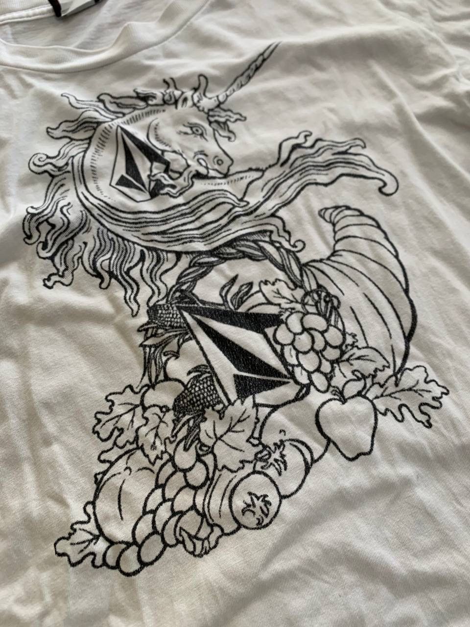 Quicksilver × Vintage × Volcom Vintage Volcom Dragon ✨✨ Size US L / EU 52-54 / 3 - 5 Thumbnail