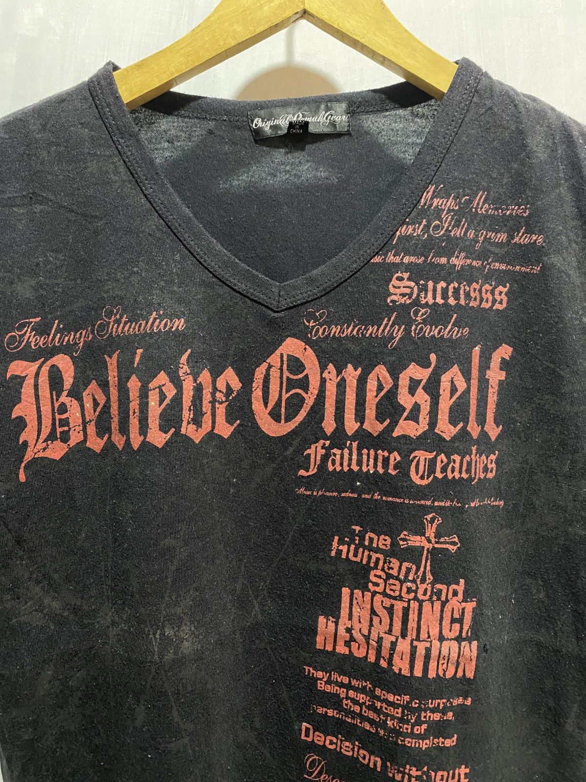 Japanese Brand 2000s y2k glitter words tshirt iswn lgb style Size US M / EU 48-50 / 2 - 3 Thumbnail