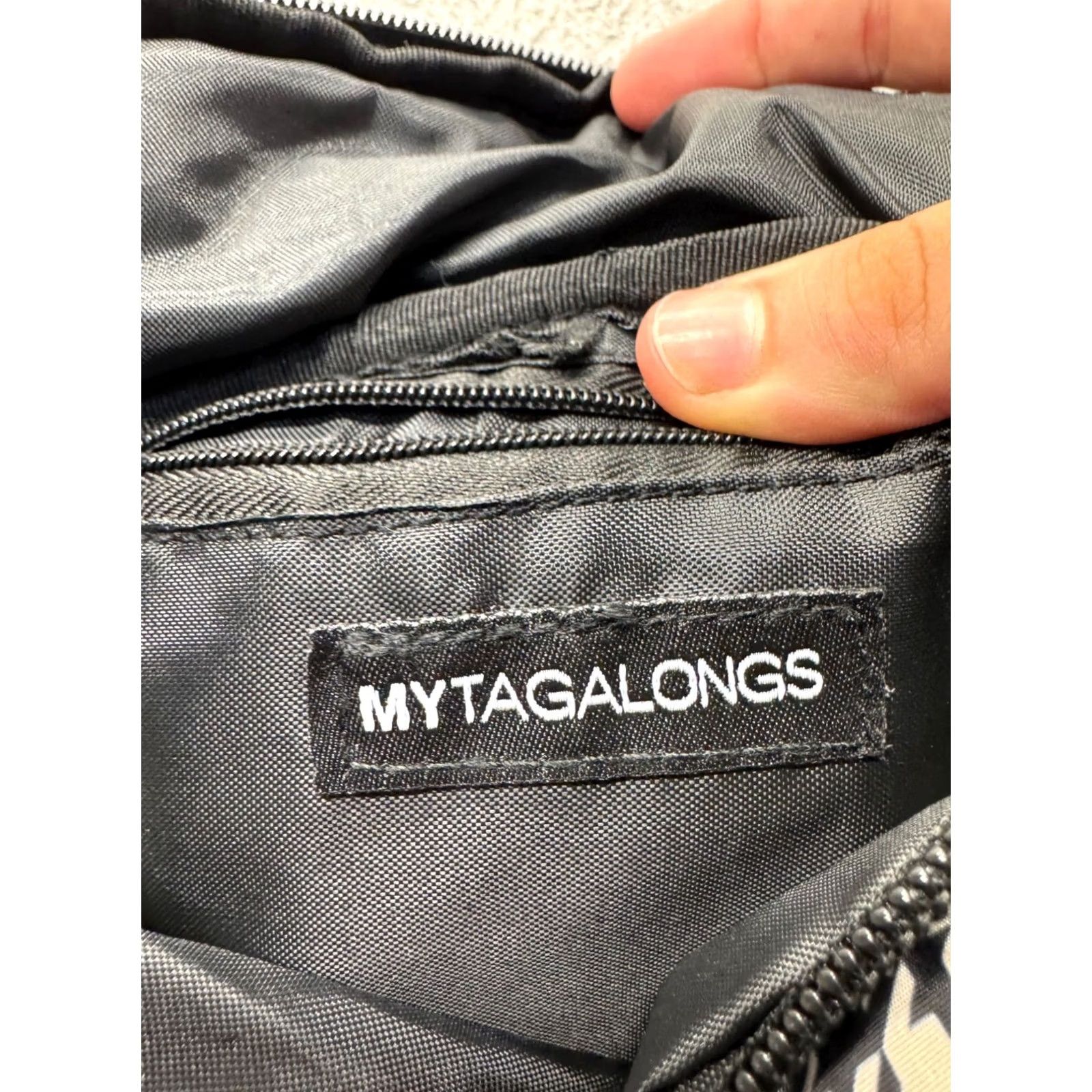 Vintage MyTagalongs Houndstooth Belt Bag Crossbody Strap Black White Zip Bag Charm Womens Size ONE SIZE - 8 Thumbnail
