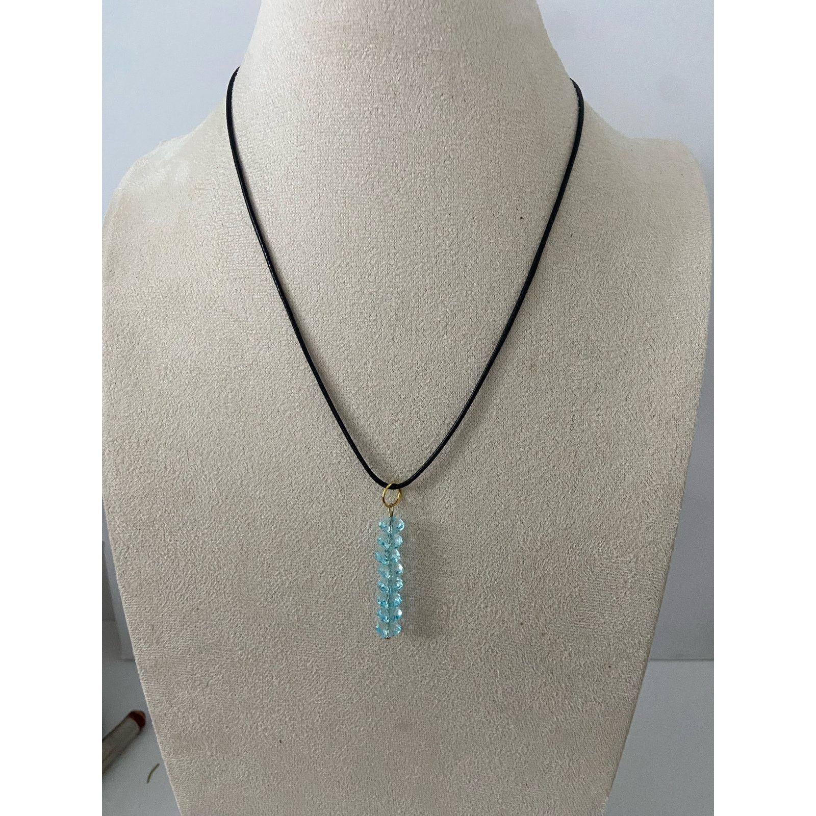 Handmade Bright blue pendant necklace Size ONE SIZE - 1 Thumbnail