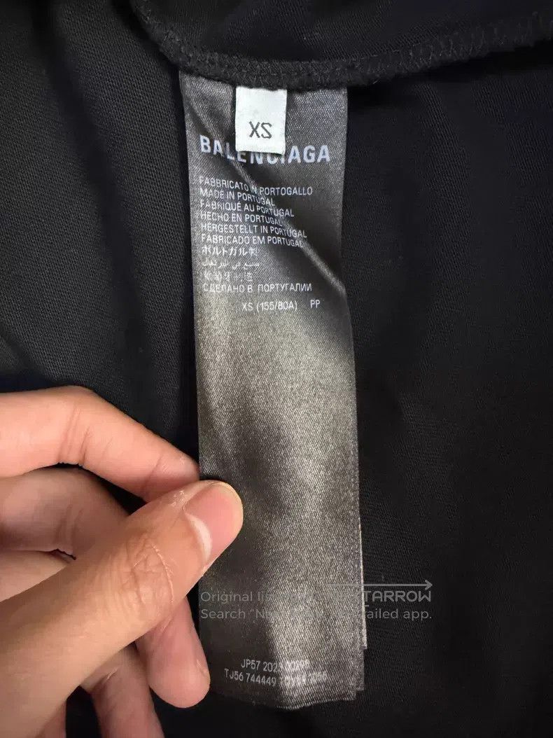 Balenciaga Balenciaga Letter Logo Pattern Printed Round Neck Loose Fi Size US XS / EU 42 / 0 - 4 Thumbnail